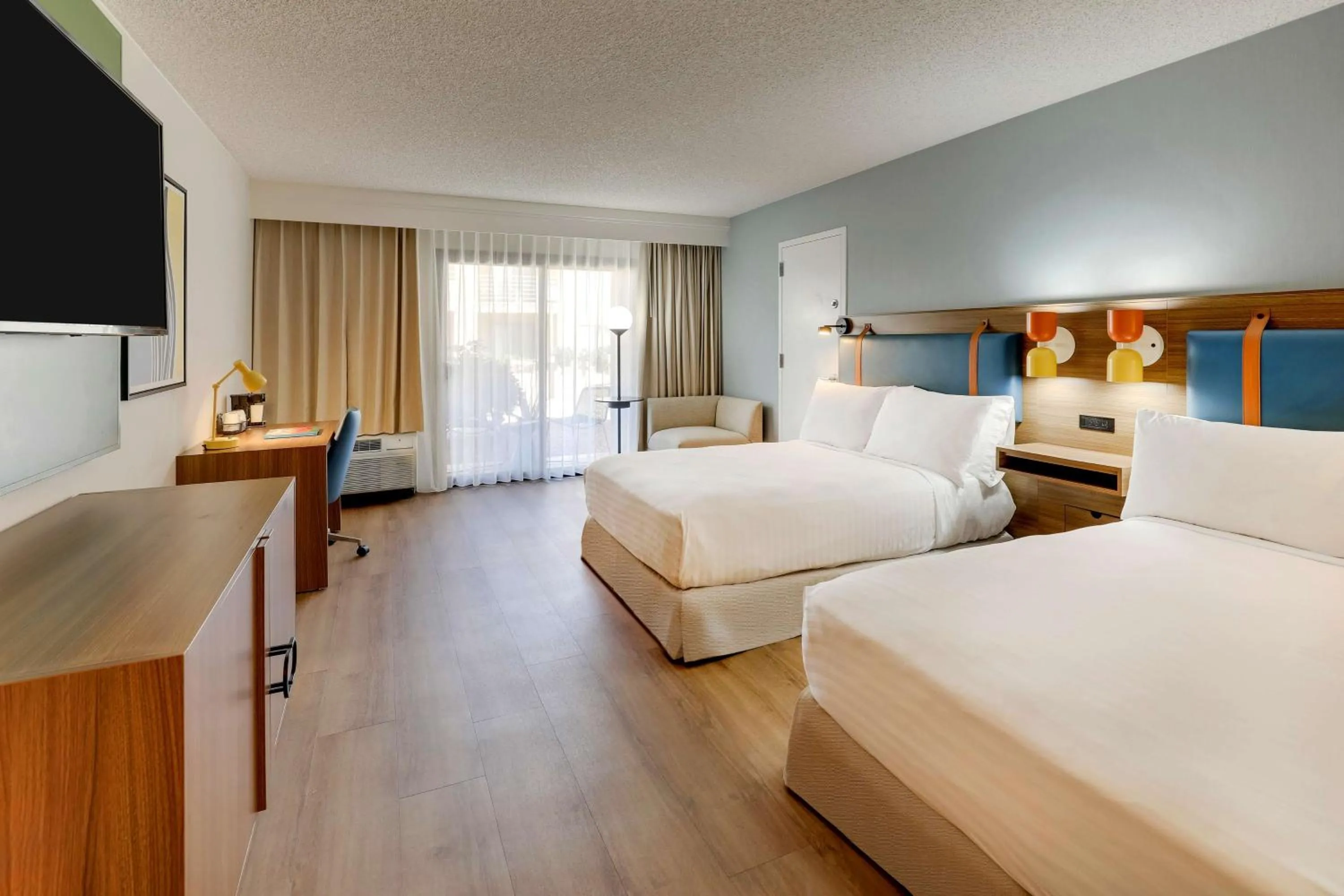 Bedroom in Sonesta Select Scottsdale at Mayo Clinic Campus