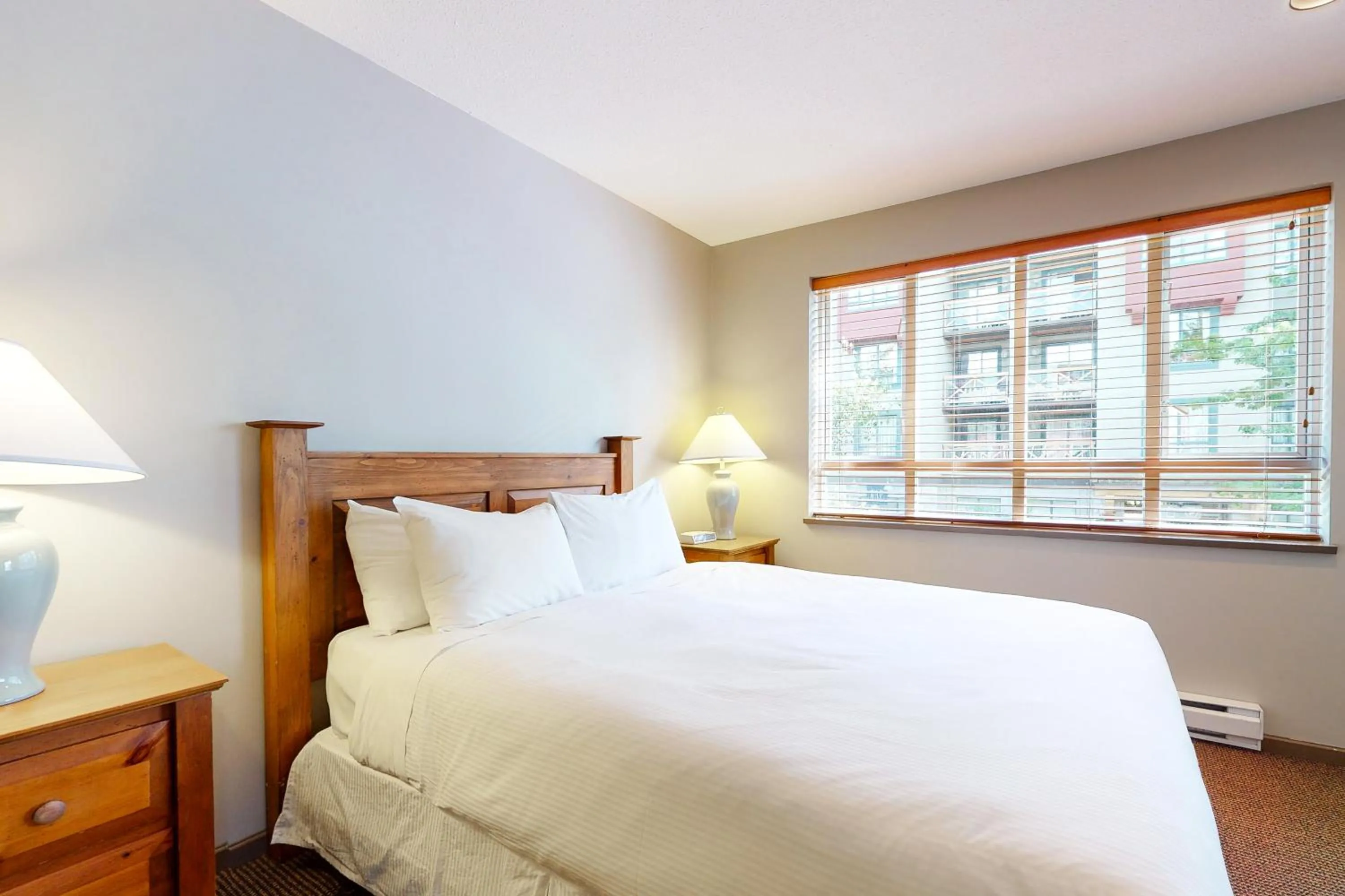 Bed in Town Plaza, Unit 256