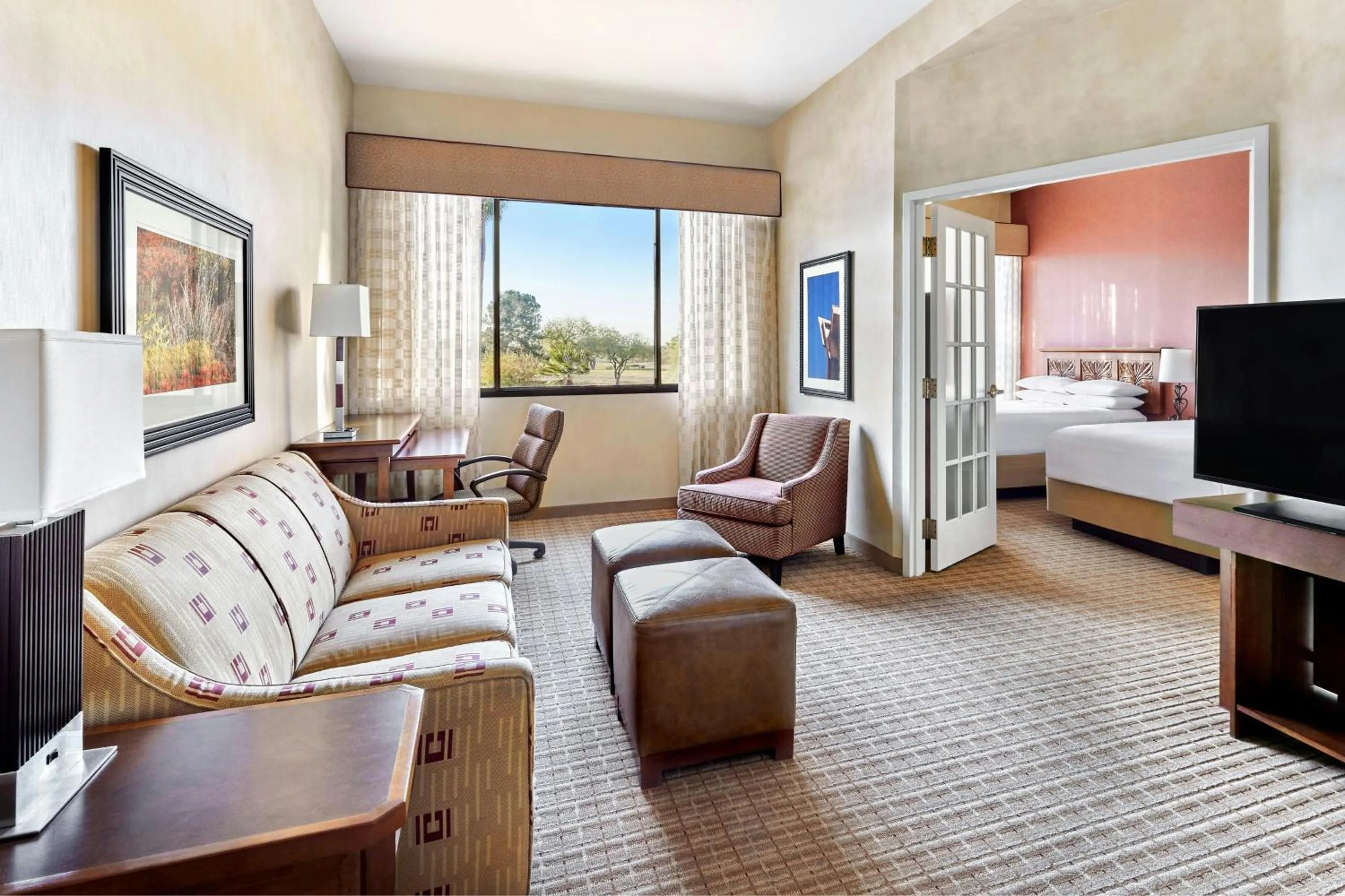 Photo of the whole room, Bed in Scottsdale Marriott at McDowell Mountains