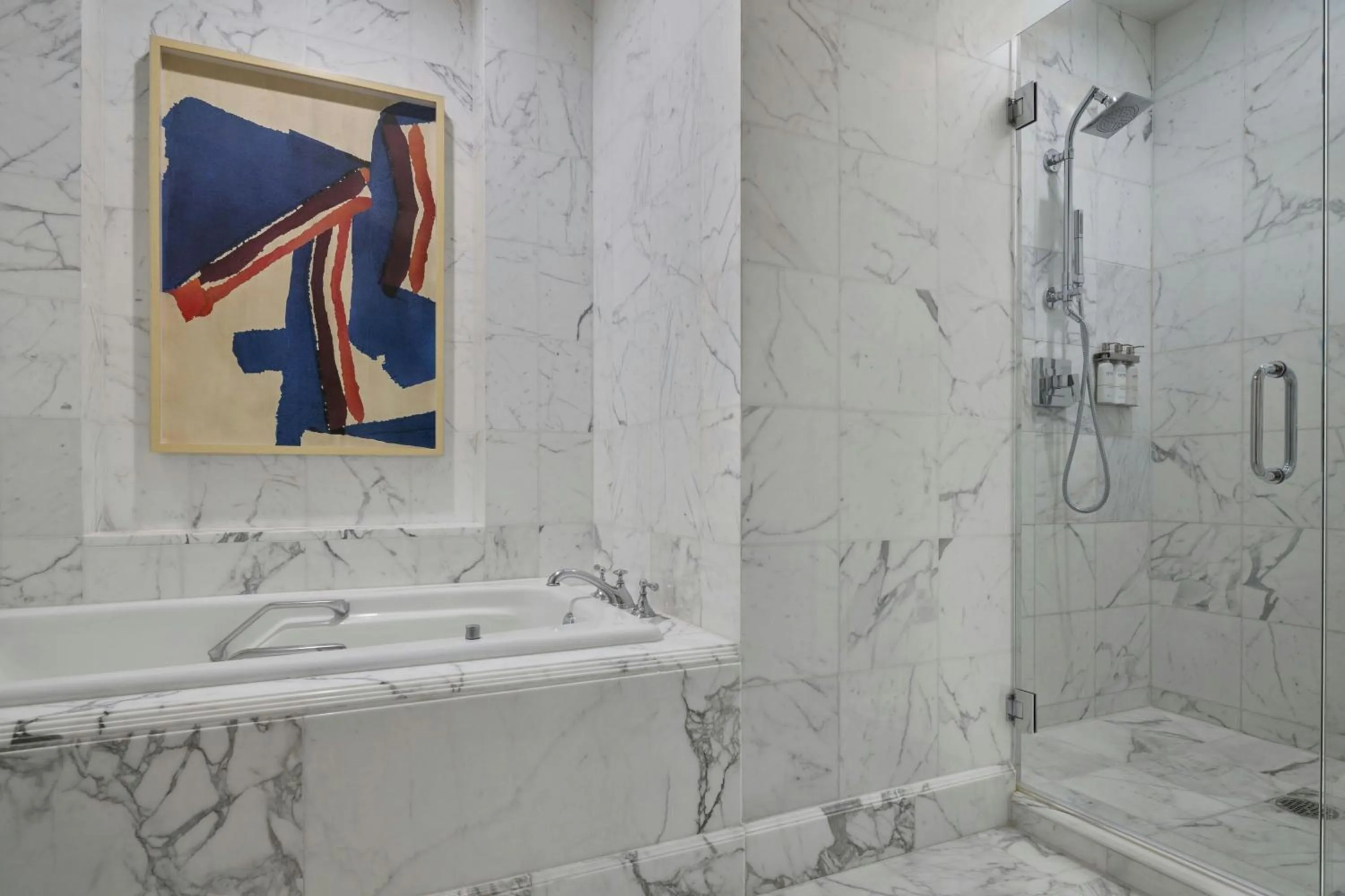 Bathroom in The Camby, Autograph Collection