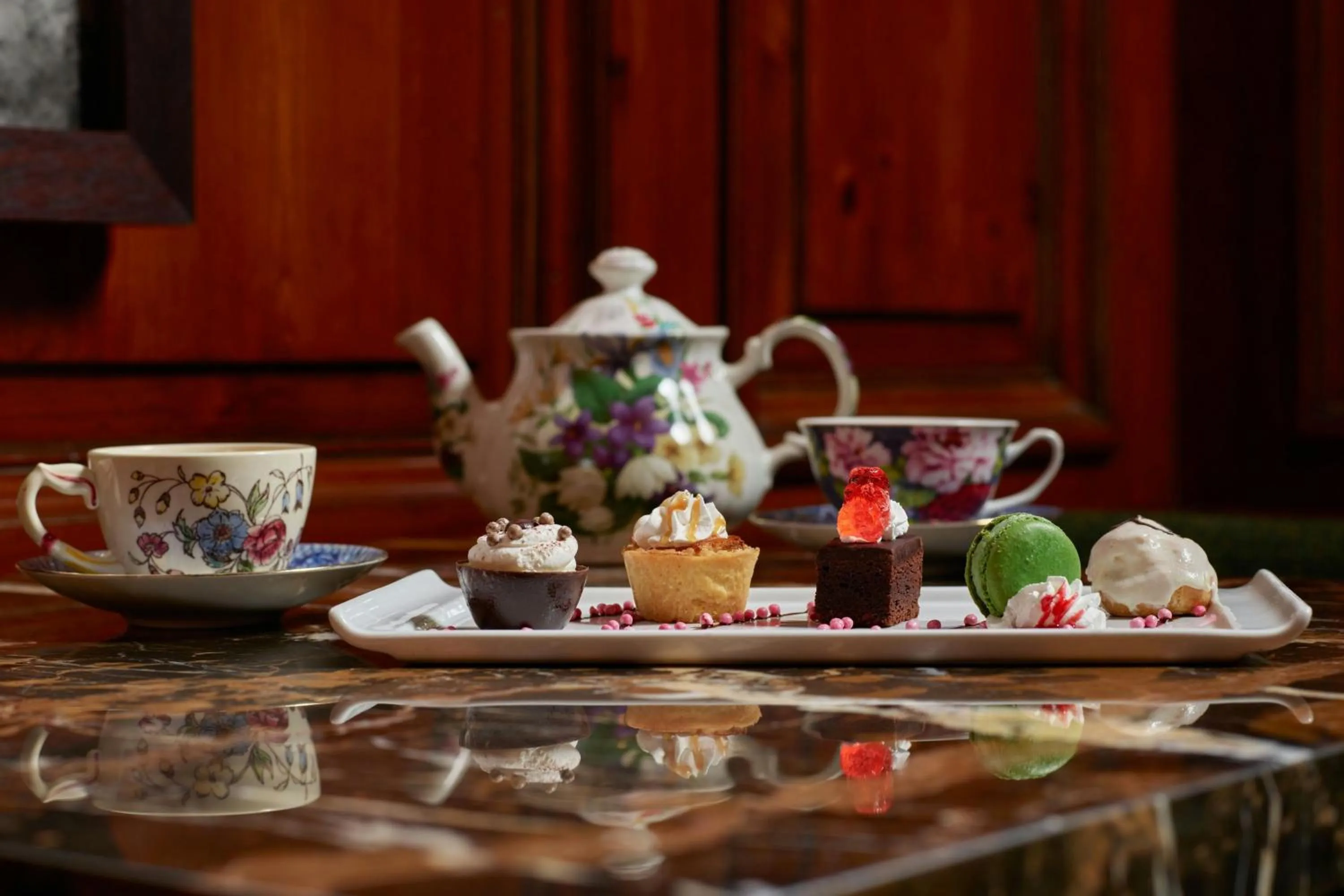 Restaurant/places to eat in The Camby, Autograph Collection