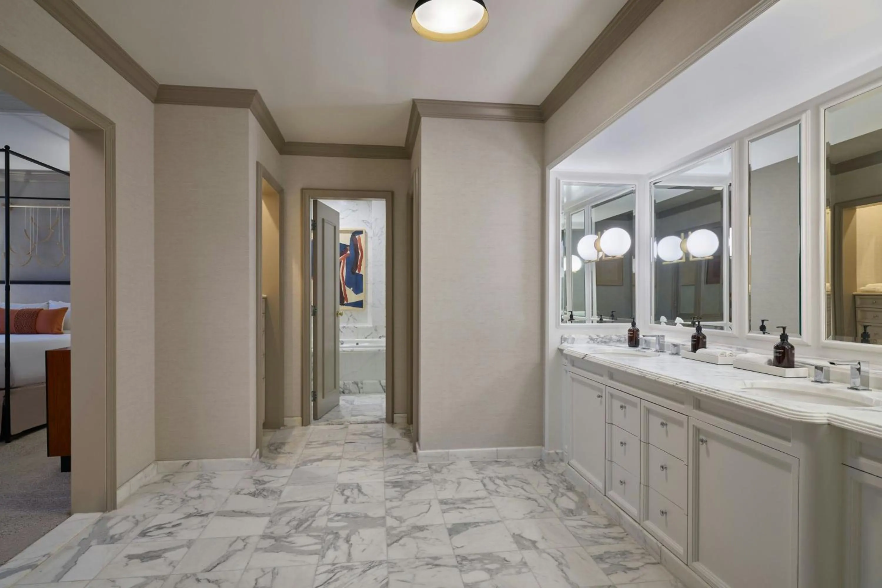 Bathroom in The Camby, Autograph Collection