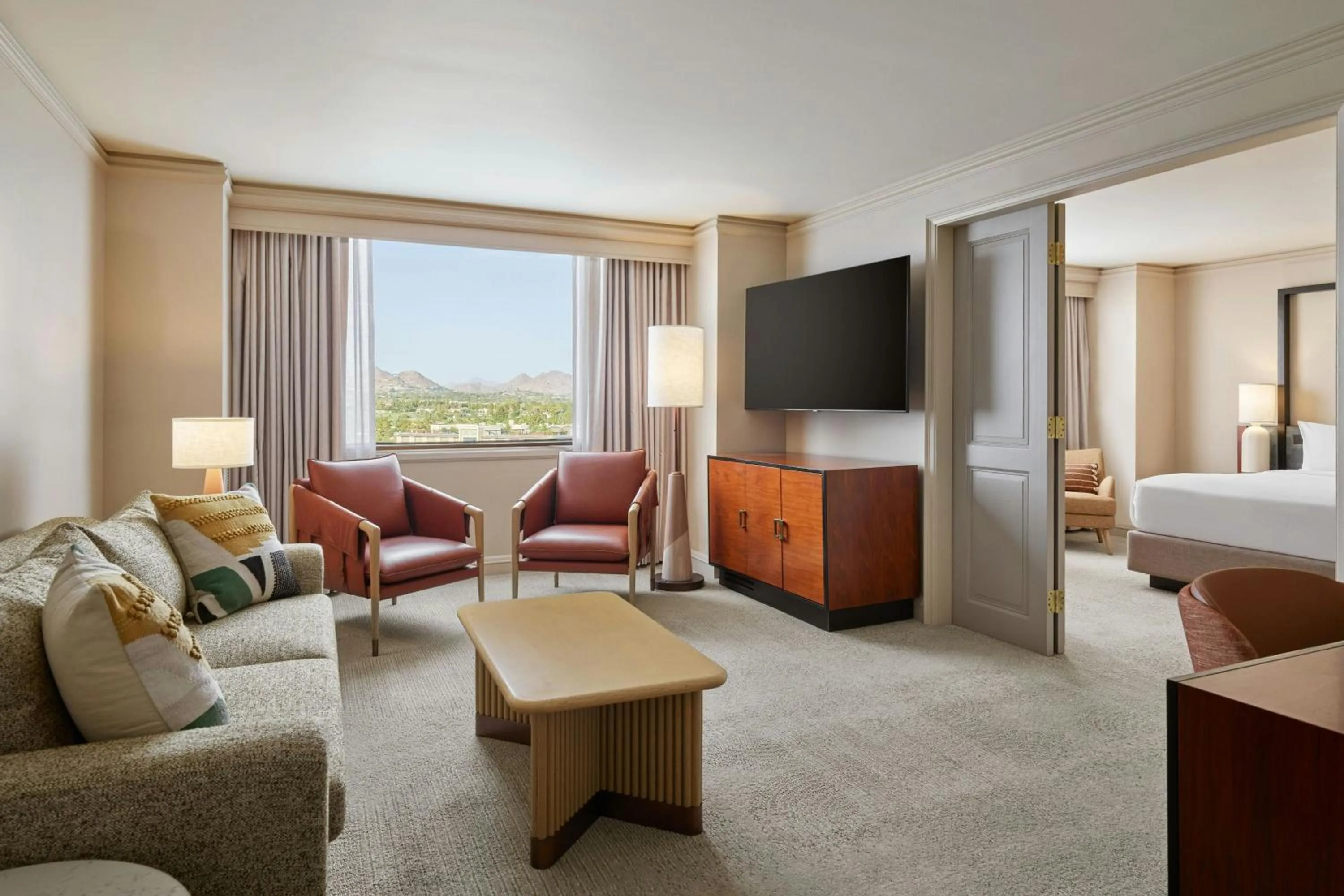 Living room, Bed in The Camby, Autograph Collection