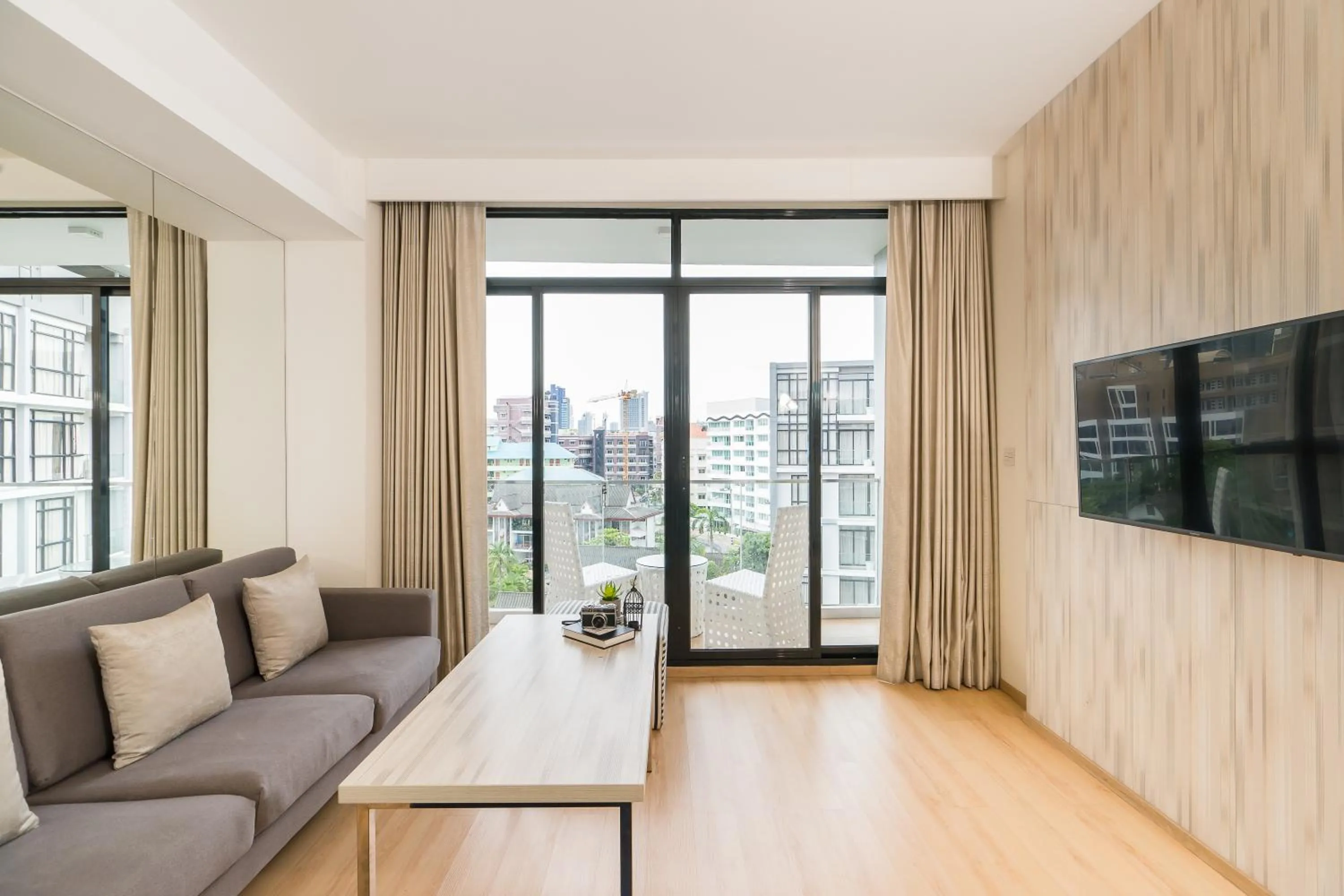 Living room in Arden Hotel and Residence by At Mind