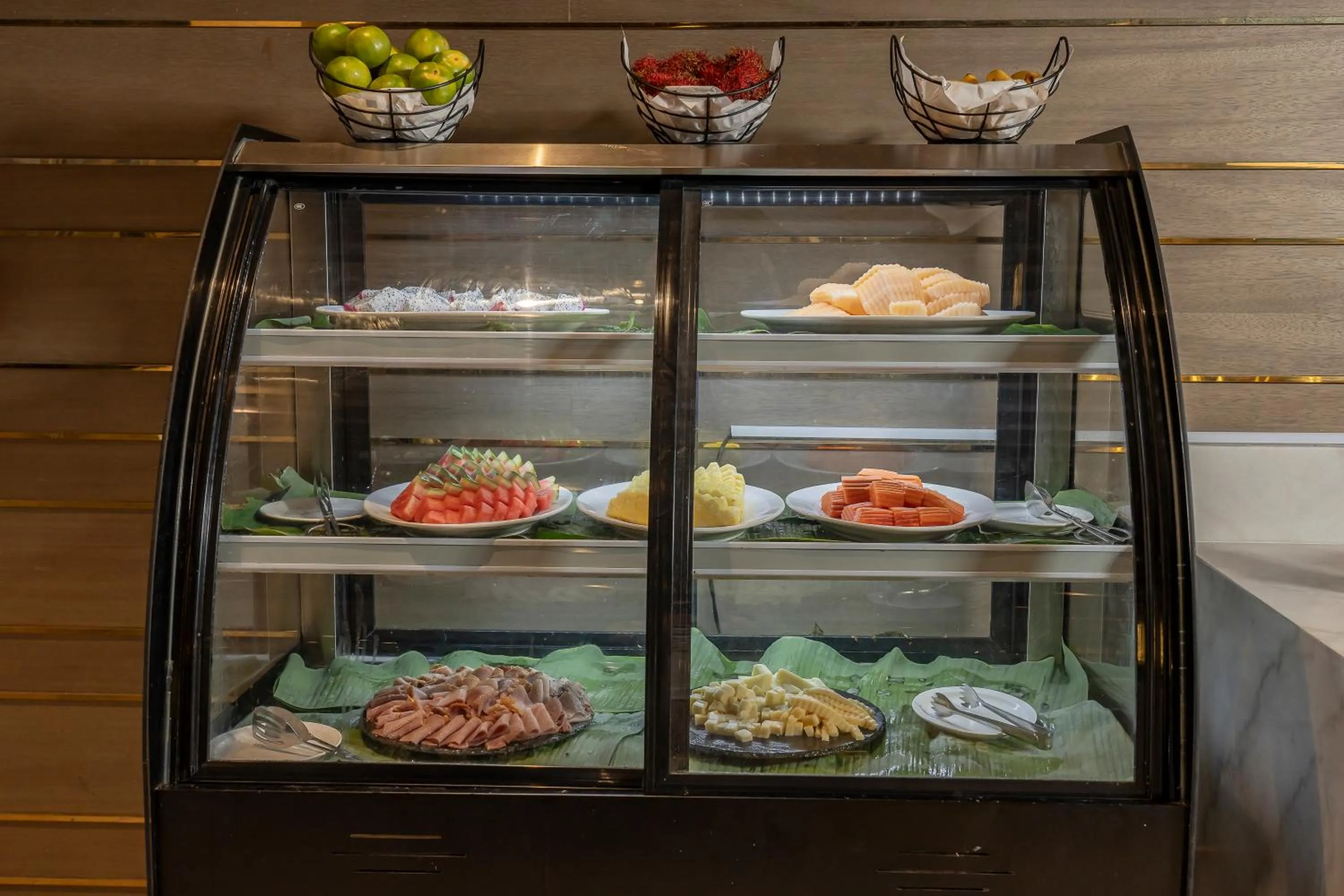 Restaurant/places to eat in Arden Hotel and Residence by At Mind