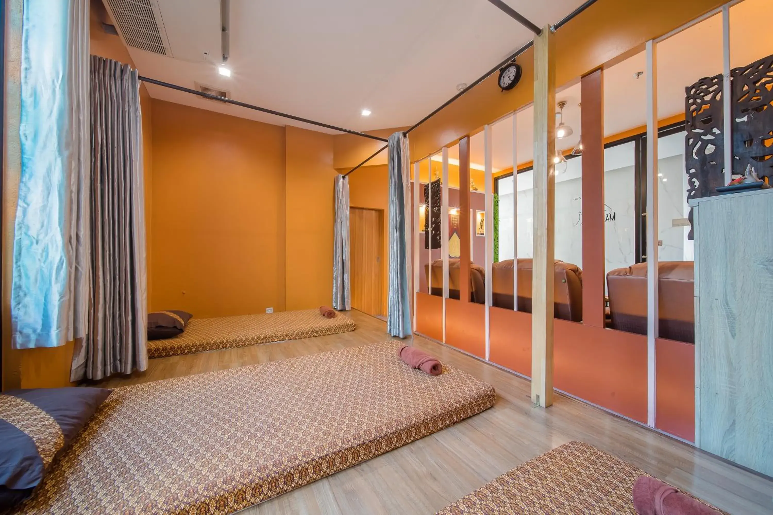 Massage, Bed in Arden Hotel and Residence by At Mind Massage, Bed in Arden Hotel and Residence by At Mind