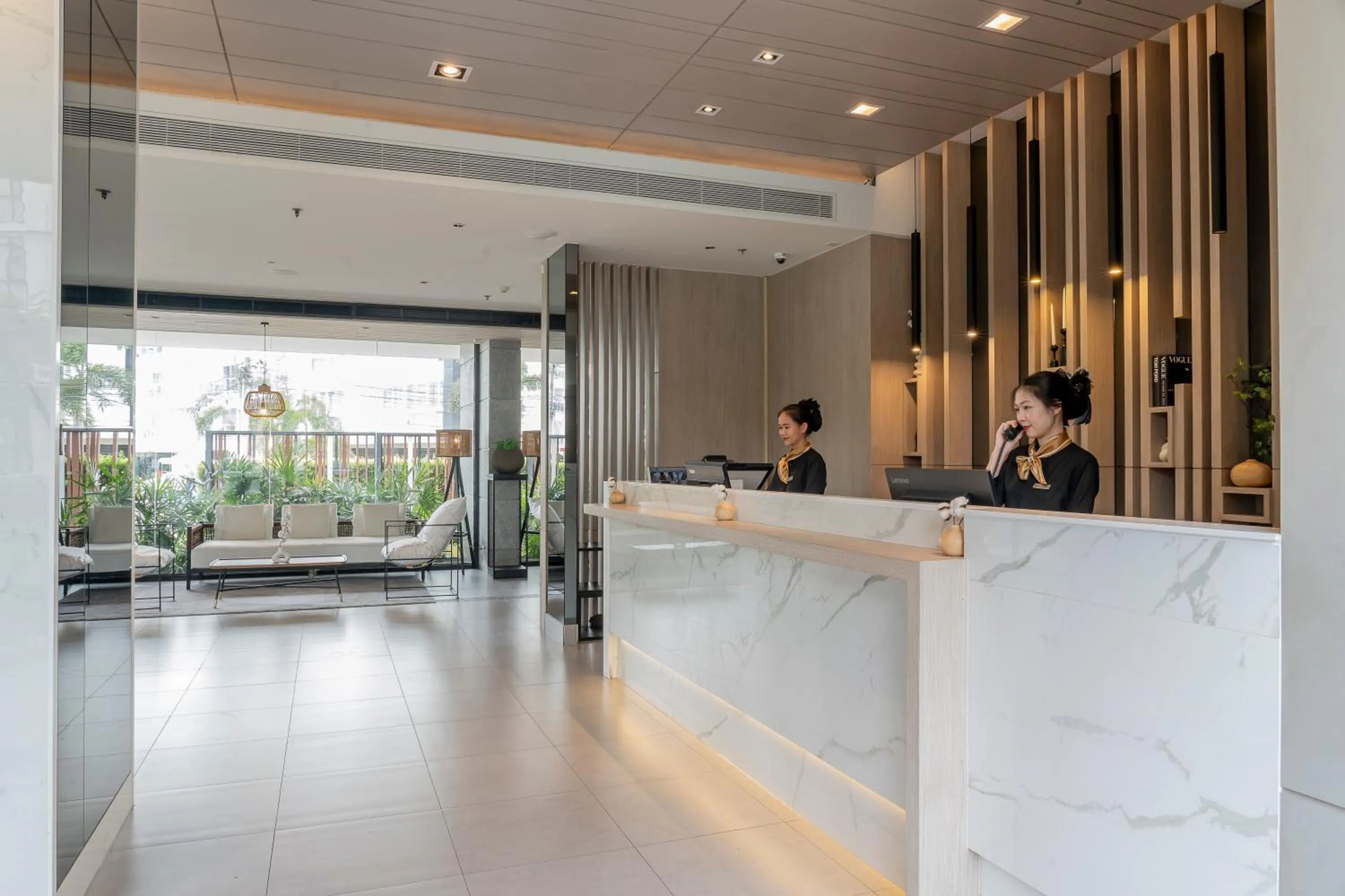 Lobby or reception in Arden Hotel and Residence by At Mind