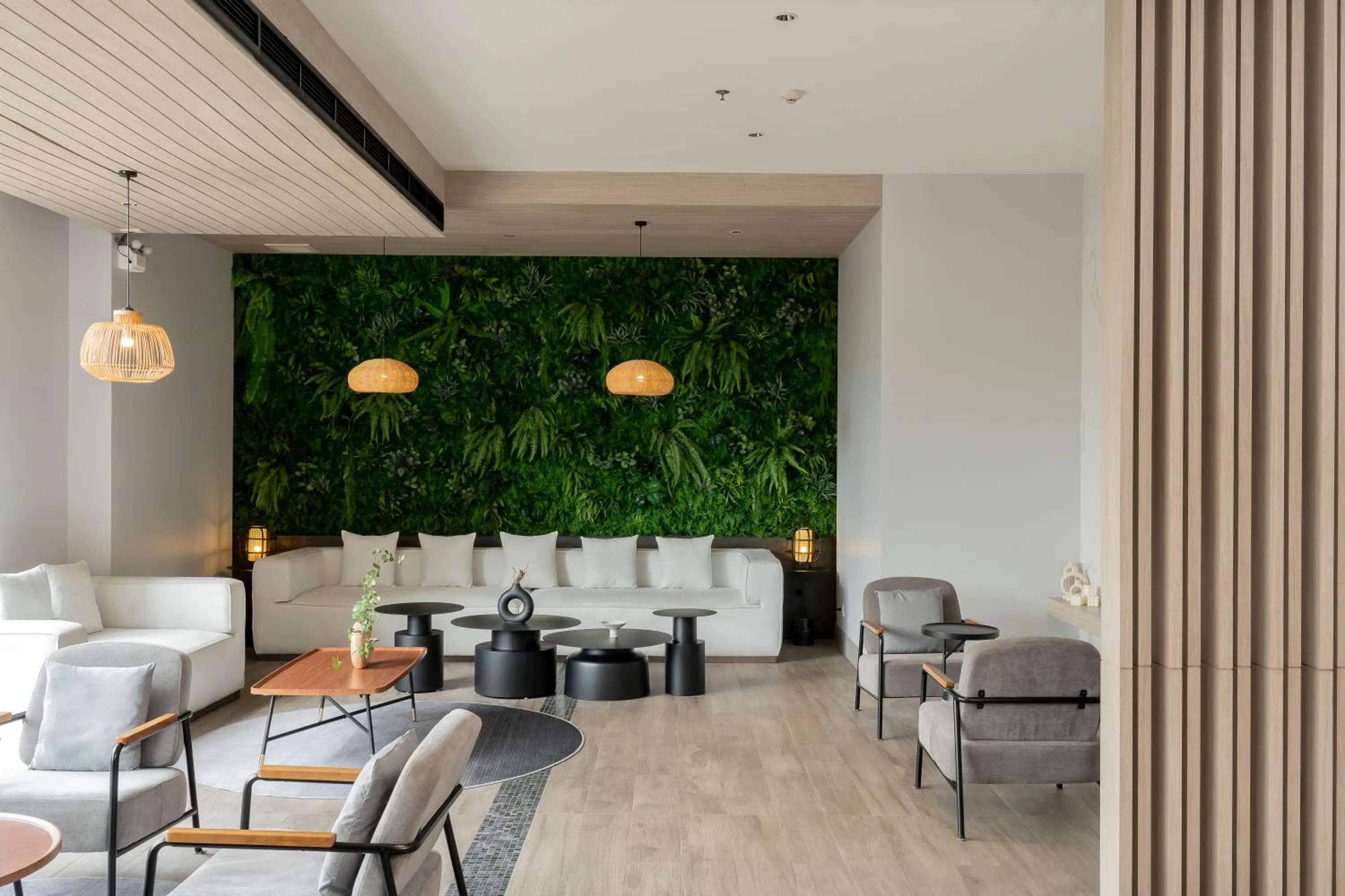 Lobby or reception in Arden Hotel and Residence by At Mind