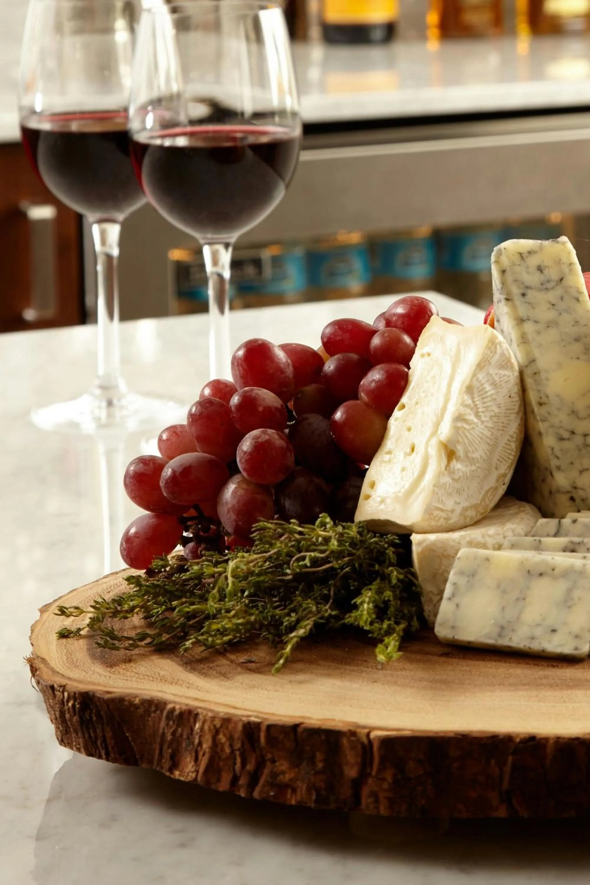 Lounge or bar in Raleigh Marriott Crabtree Valley