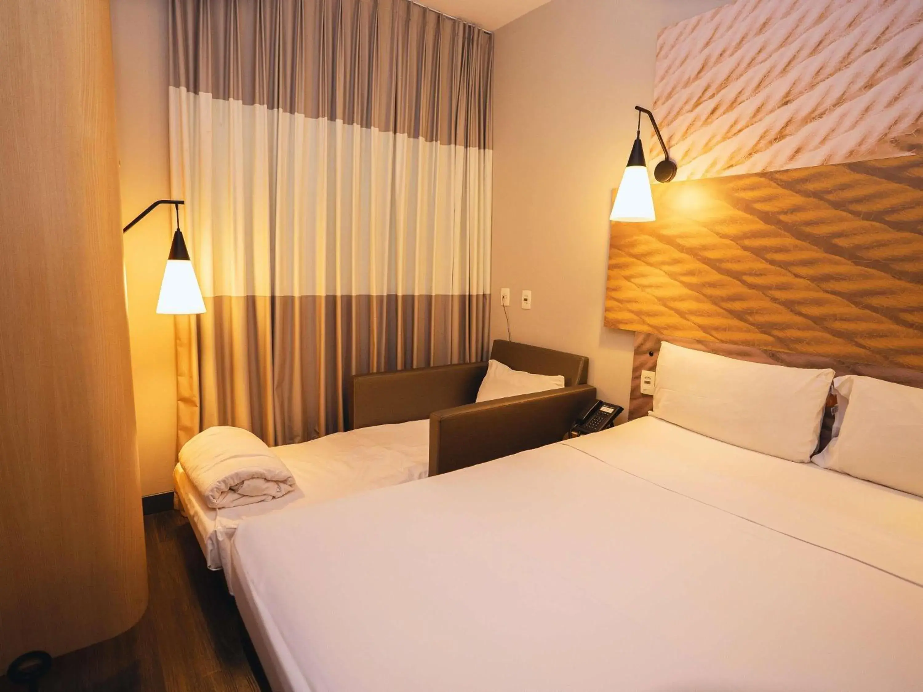 Bedroom, Bed in ibis Sao Bernardo do Campo Bedroom, Bed in ibis Sao Bernardo do Campo