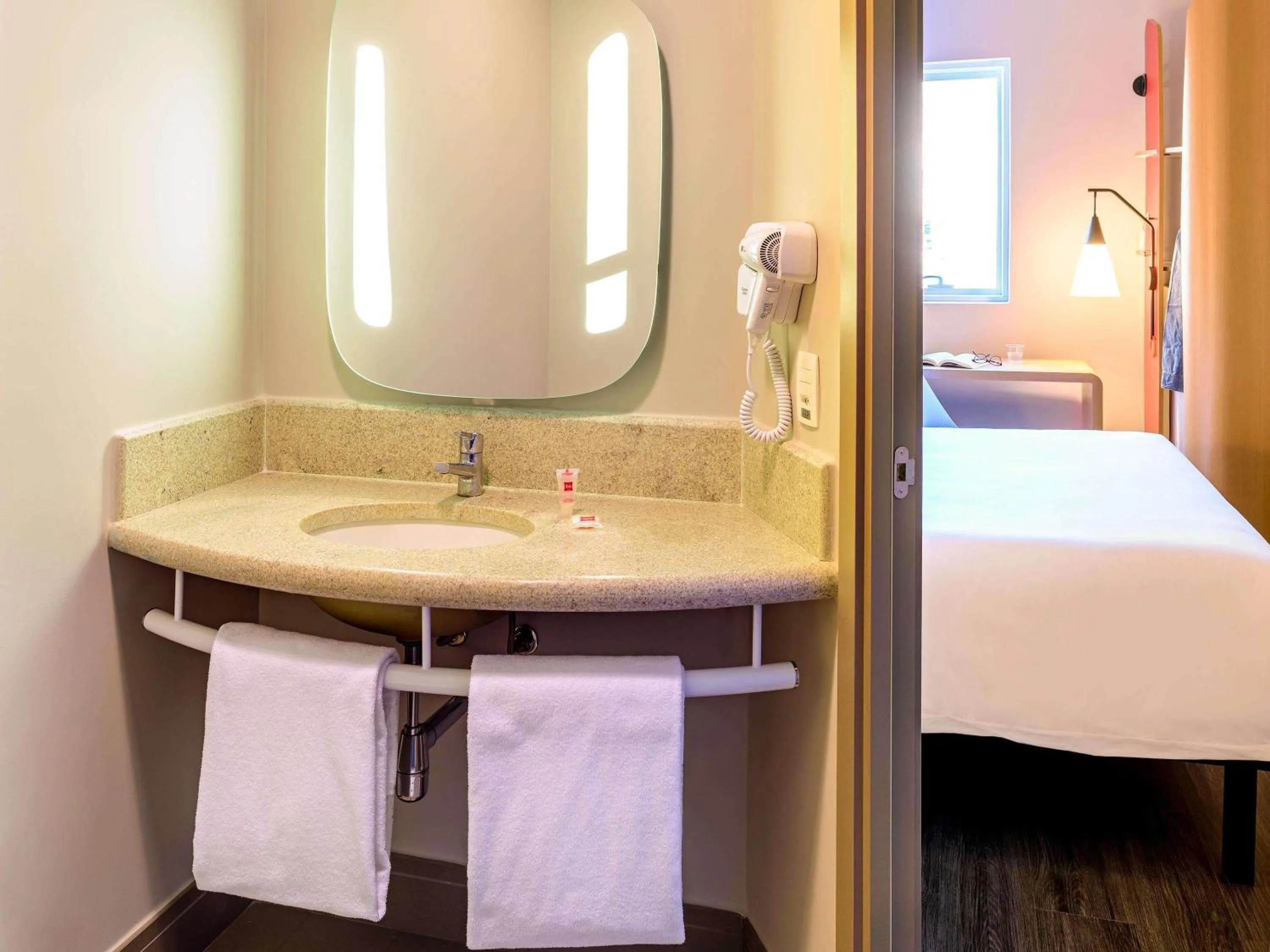 Bedroom, Bed in ibis Sao Bernardo do Campo