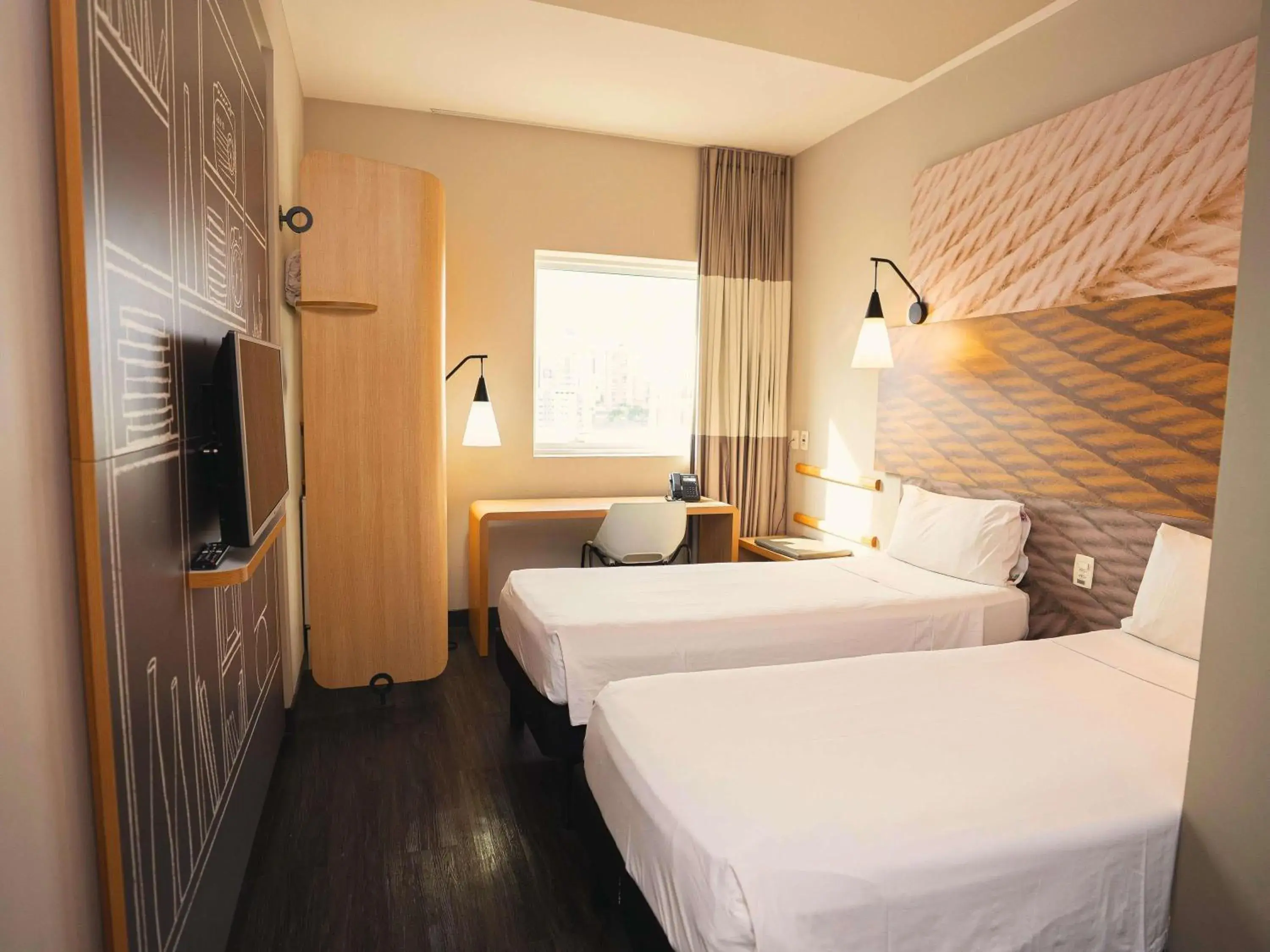 Bedroom, Bed in ibis Sao Bernardo do Campo Bedroom, Bed in ibis Sao Bernardo do Campo