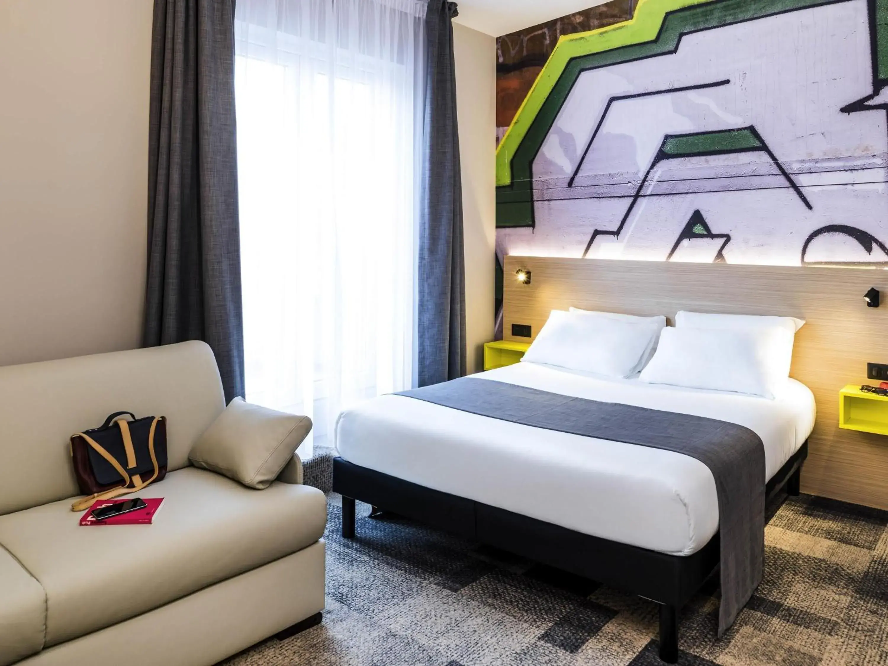 Bedroom, Bed in ibis Styles Clamart Gare Grand Paris Bedroom, Bed in ibis Styles Clamart Gare Grand Paris