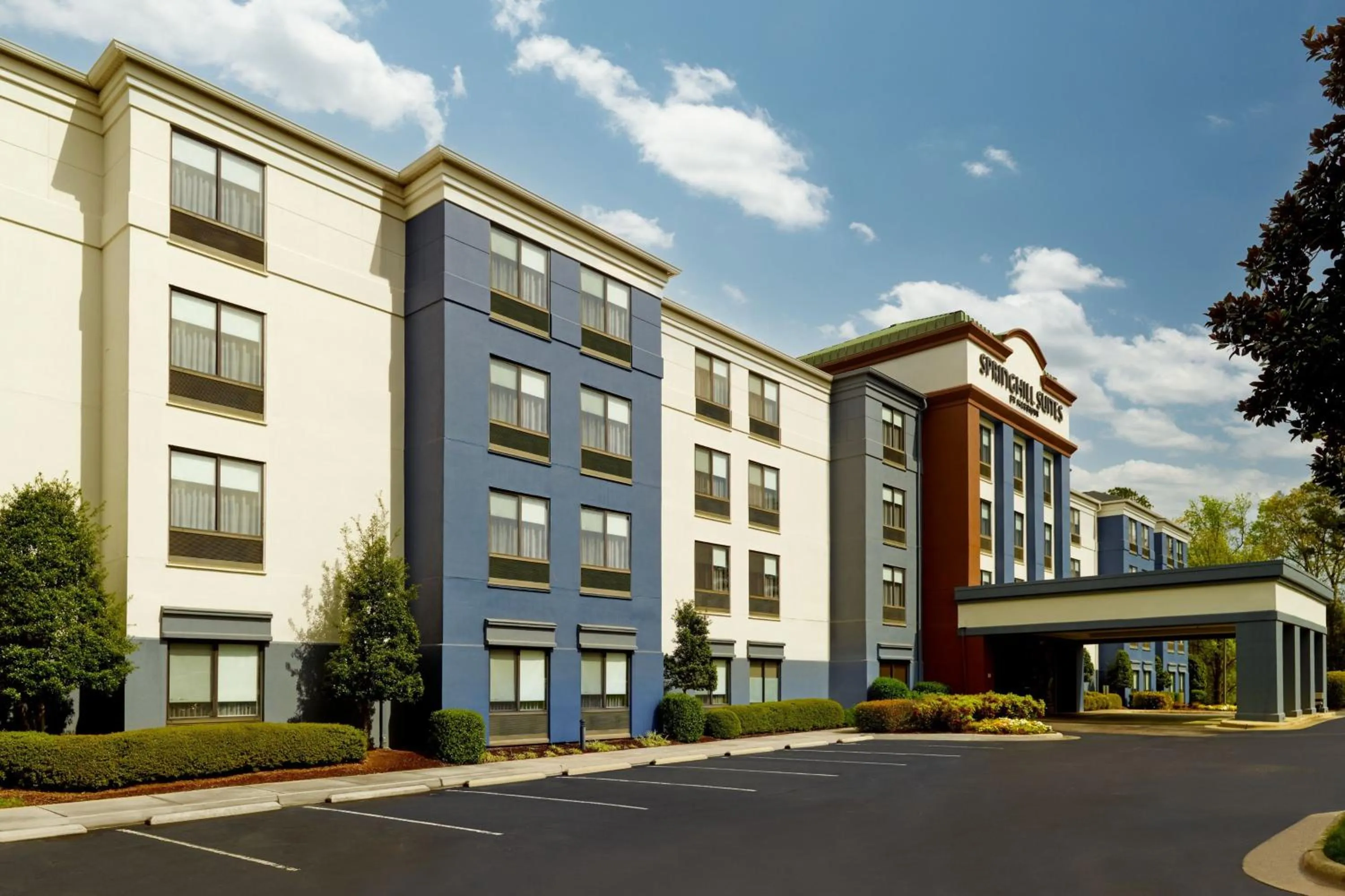 Property building in SpringHill Suites Raleigh-Durham Airport/Research Triangle Park