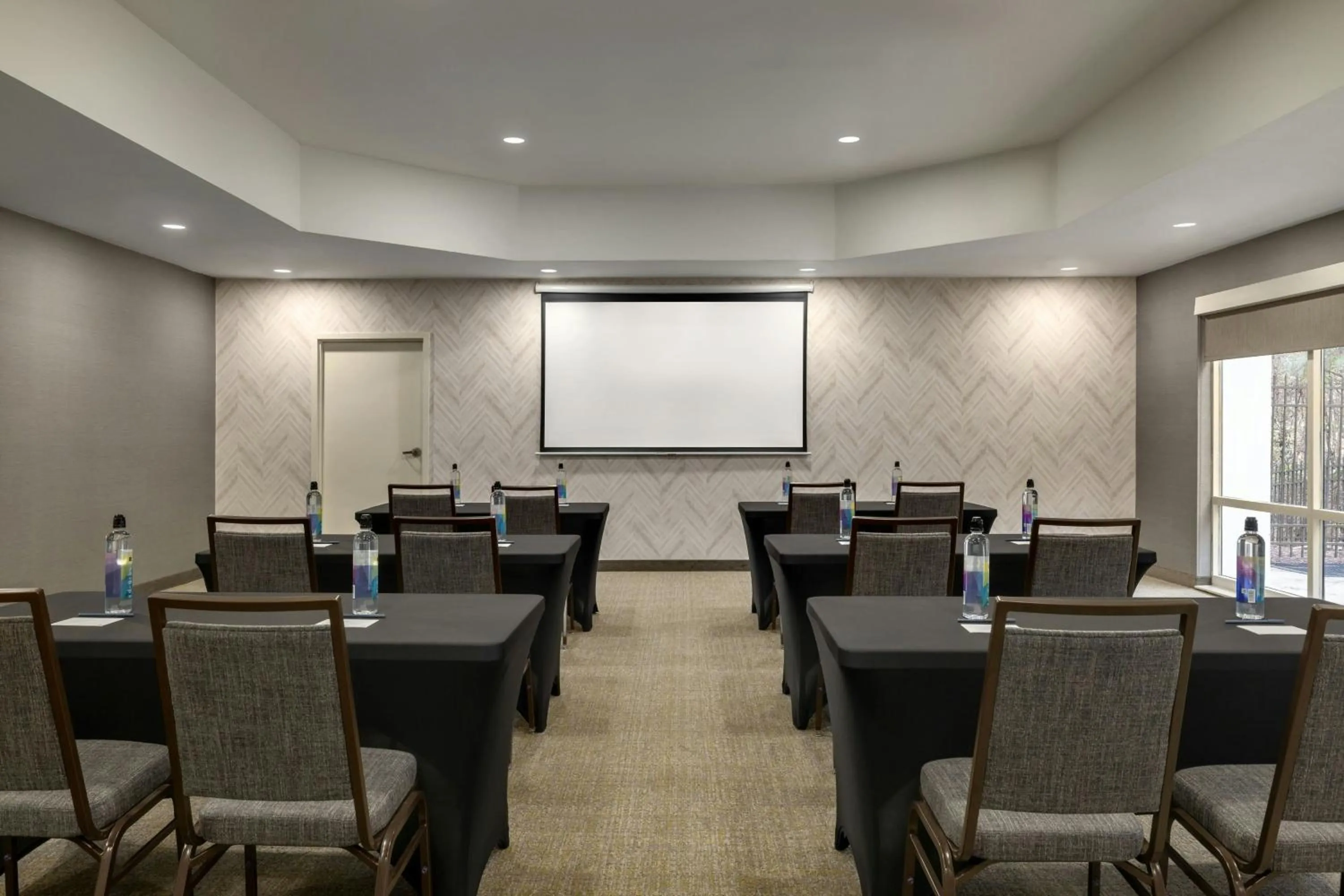 Meeting/conference room in SpringHill Suites Raleigh-Durham Airport/Research Triangle Park