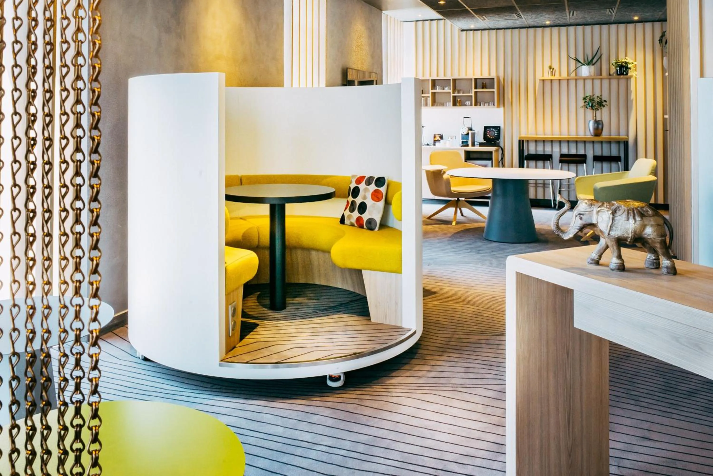 Decorative detail in Novotel Paris Coeur d'Orly Airport