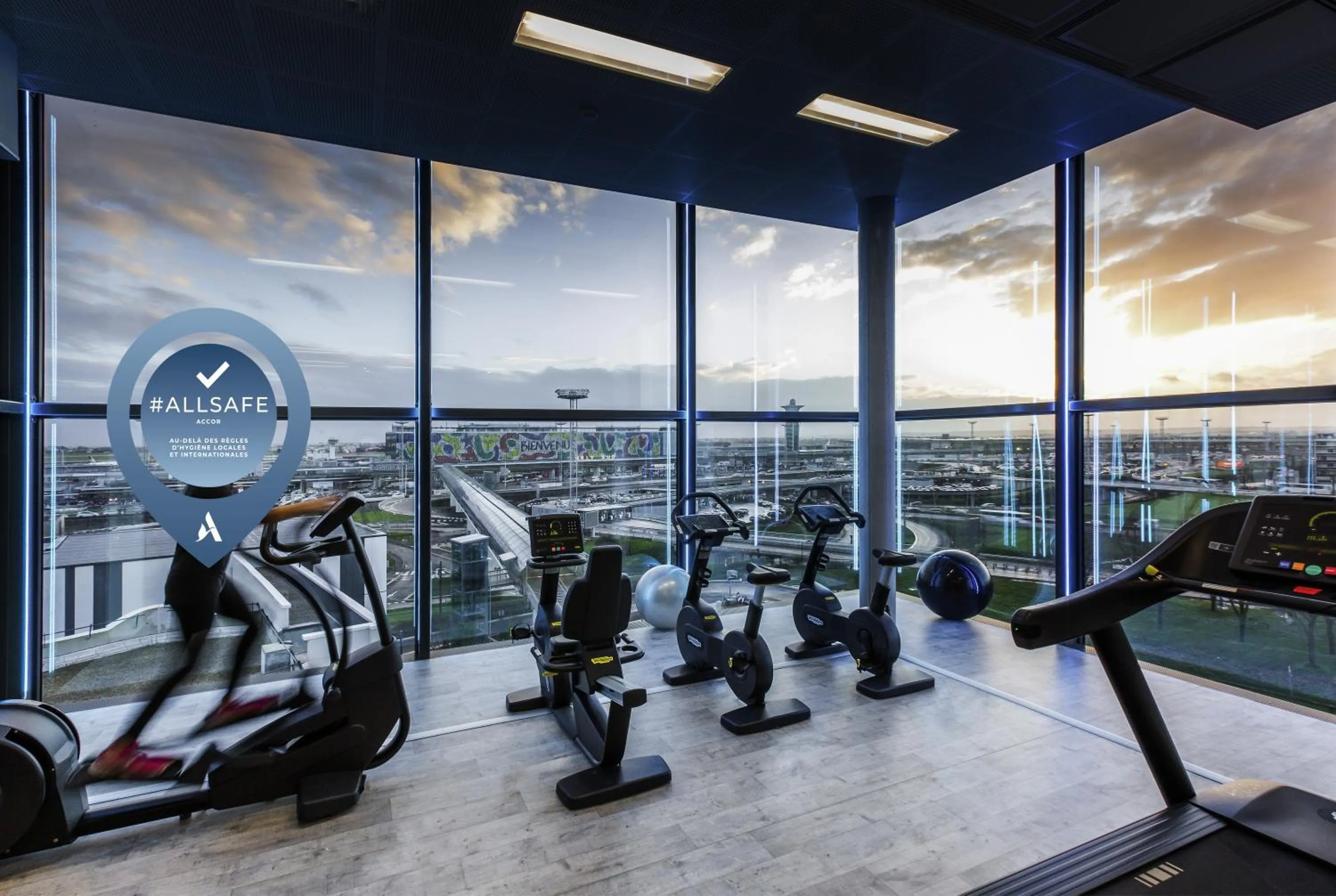 Fitness centre/facilities in Novotel Paris Coeur d'Orly Airport