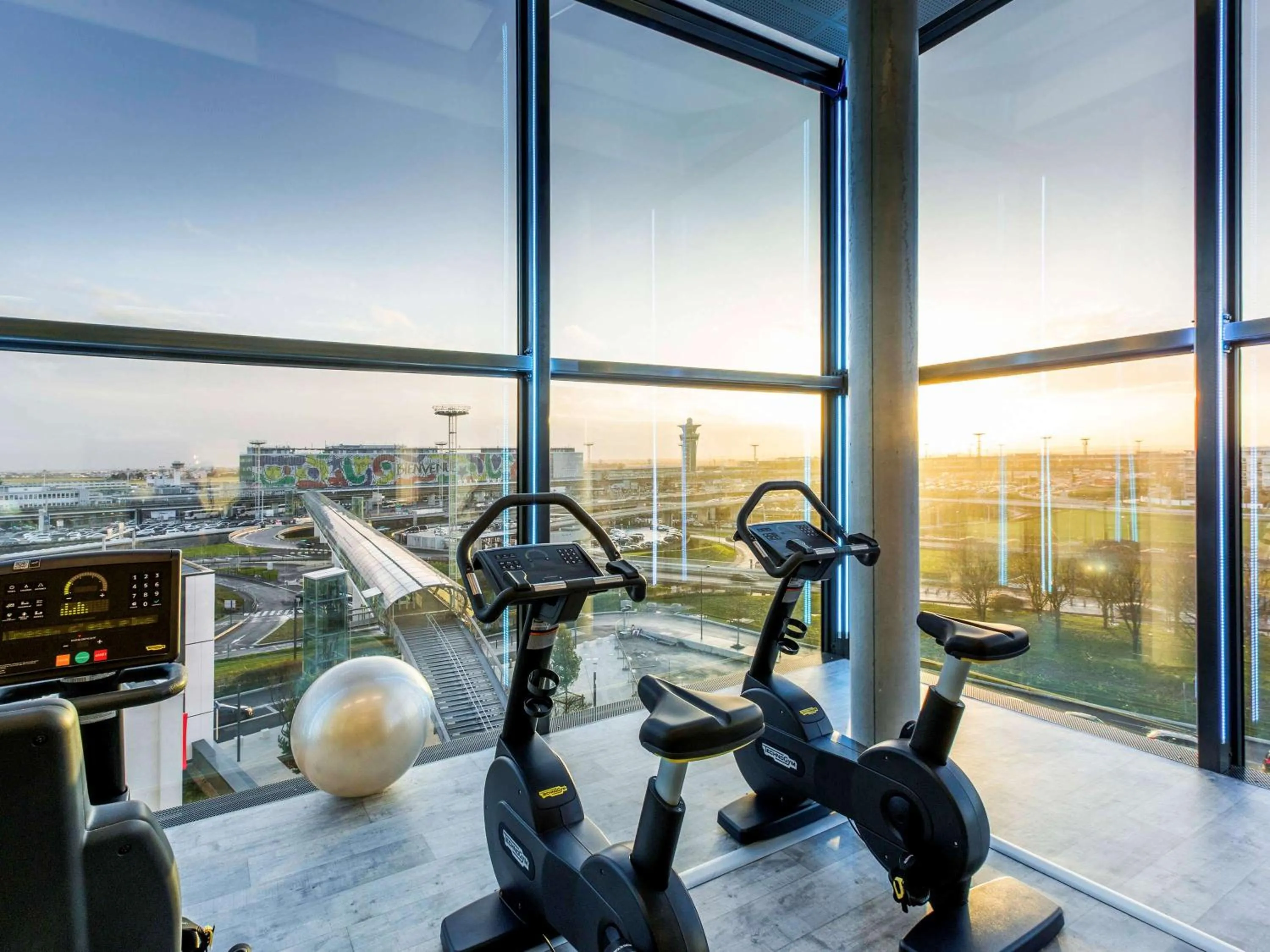 Fitness centre/facilities in Novotel Paris Coeur d'Orly Airport