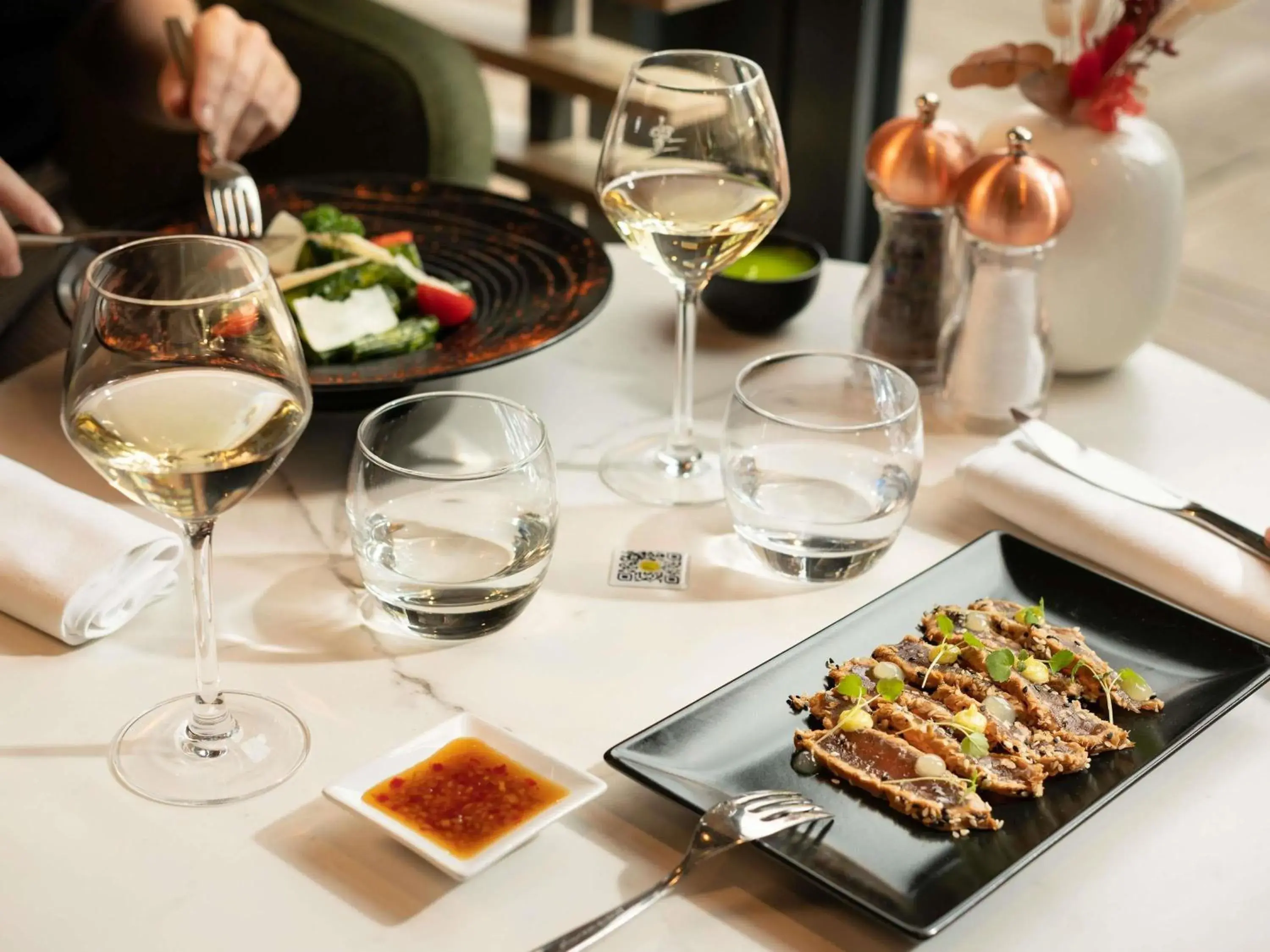 Restaurant/places to eat in Novotel Paris Coeur d'Orly Airport Restaurant/places to eat in Novotel Paris Coeur d'Orly Airport