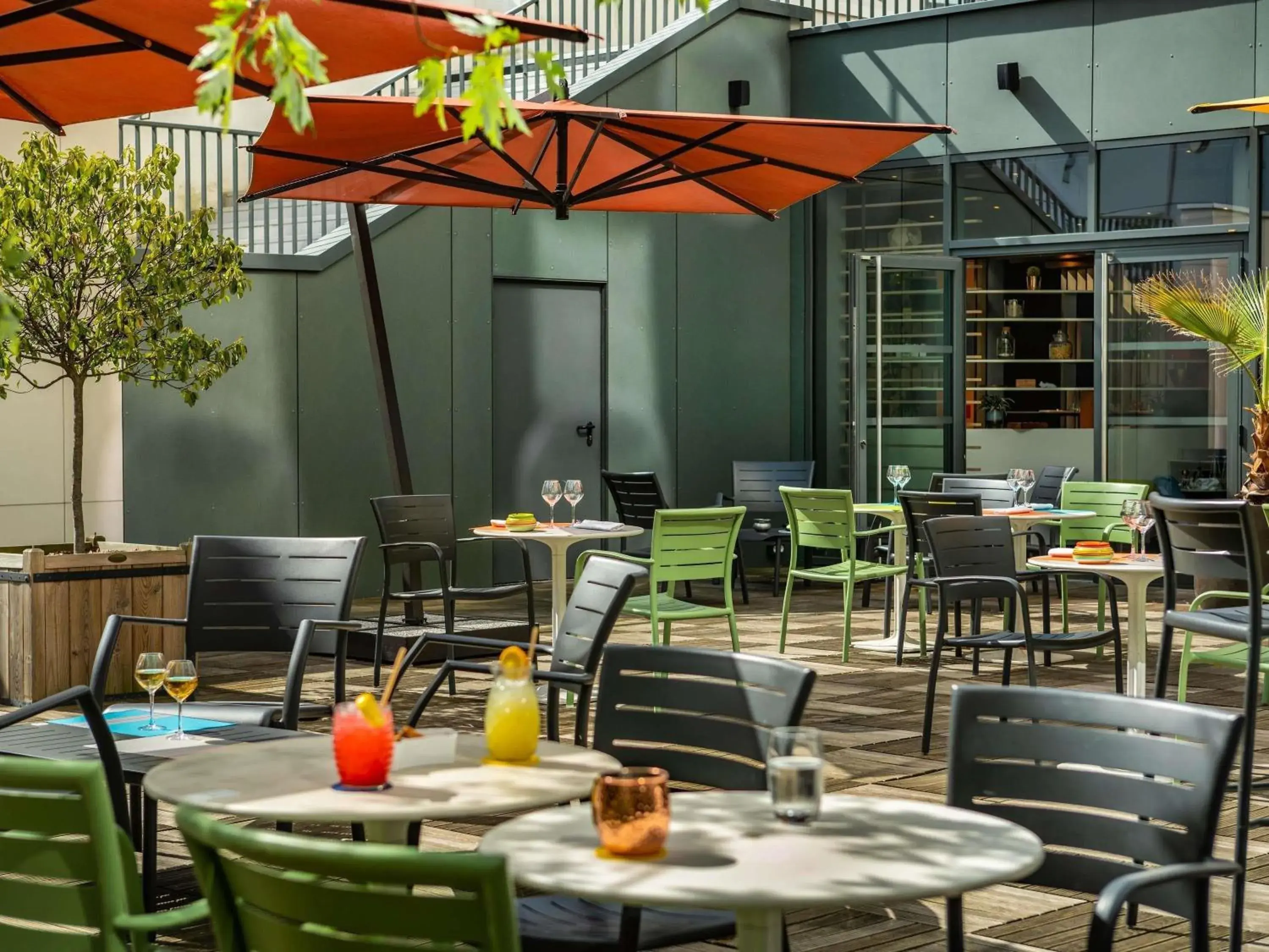 Property building in Novotel Paris Coeur d'Orly Airport Property building in Novotel Paris Coeur d'Orly Airport