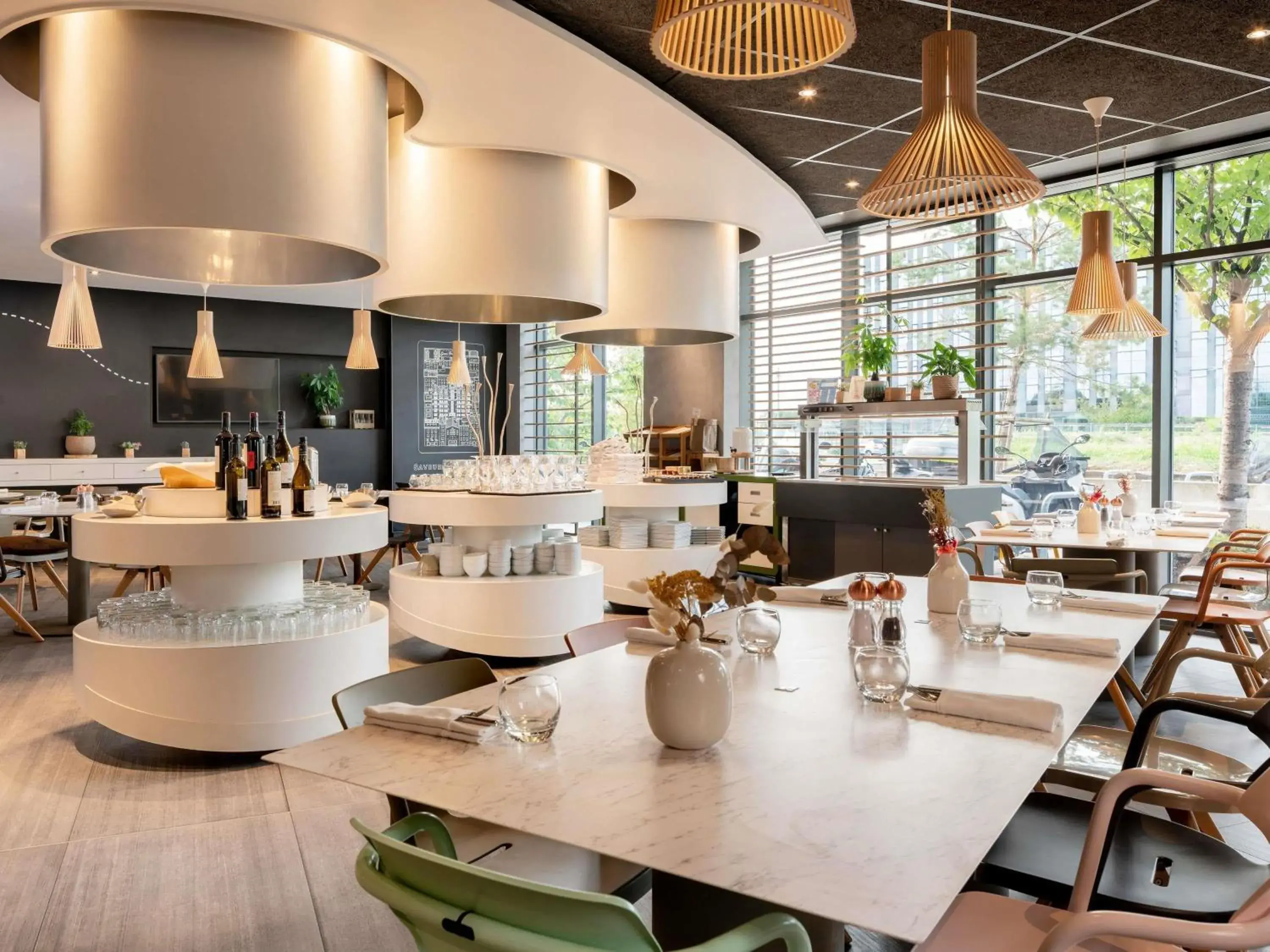 Restaurant/places to eat in Novotel Paris Coeur d'Orly Airport Restaurant/places to eat in Novotel Paris Coeur d'Orly Airport