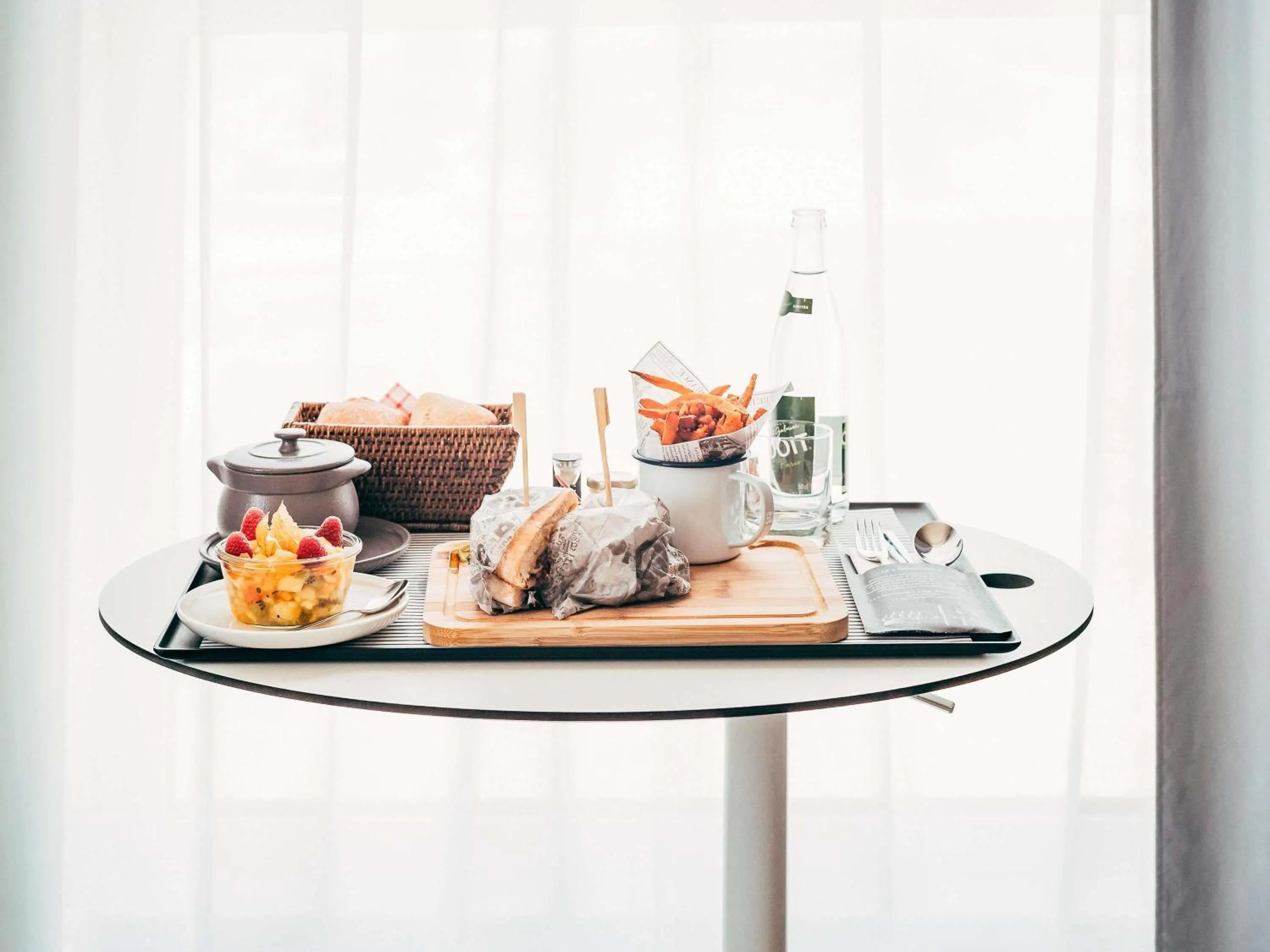 Bedroom in Novotel Paris Coeur d'Orly Airport