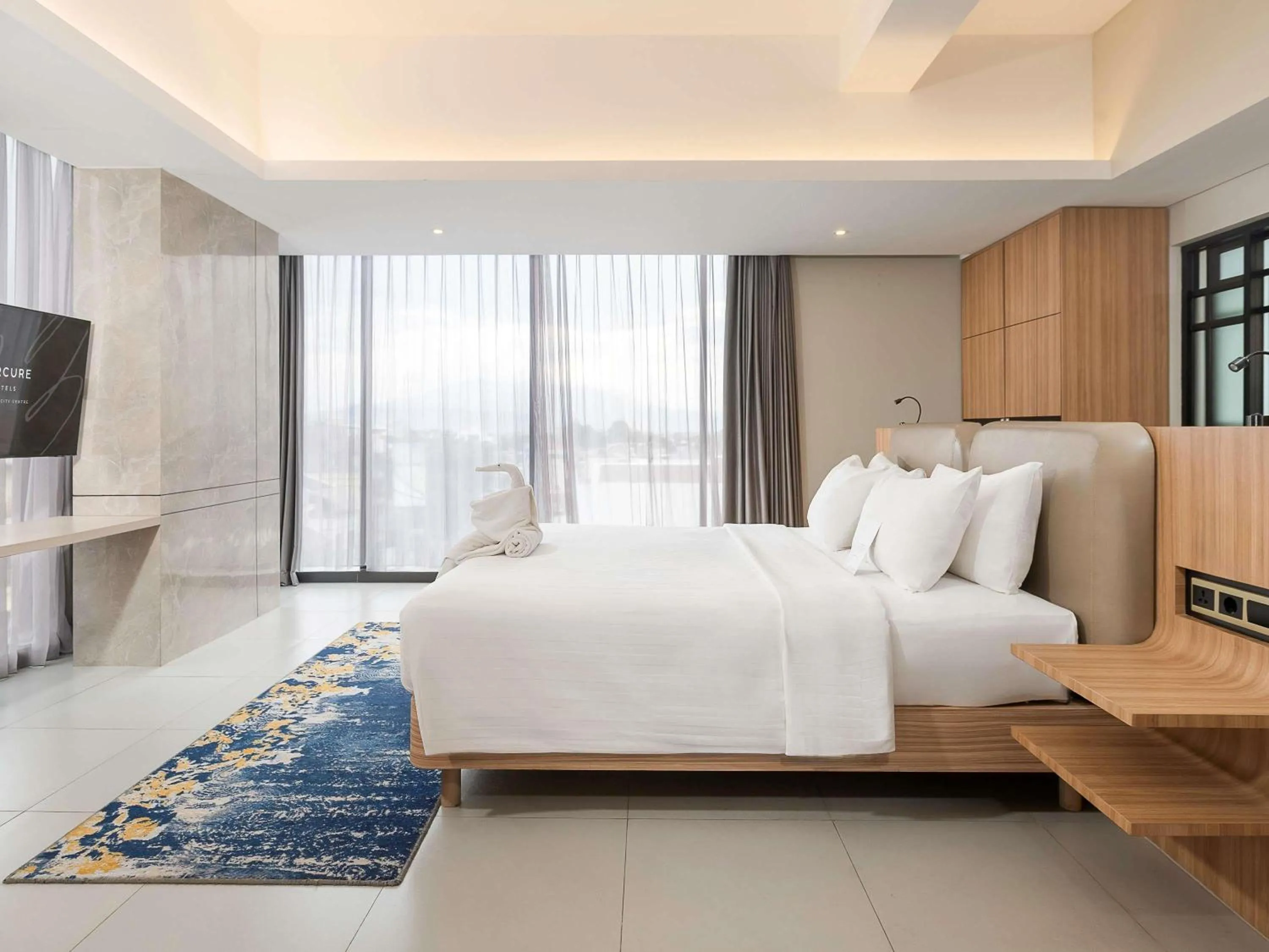 Property building, Bed in Mercure Bandung City Centre