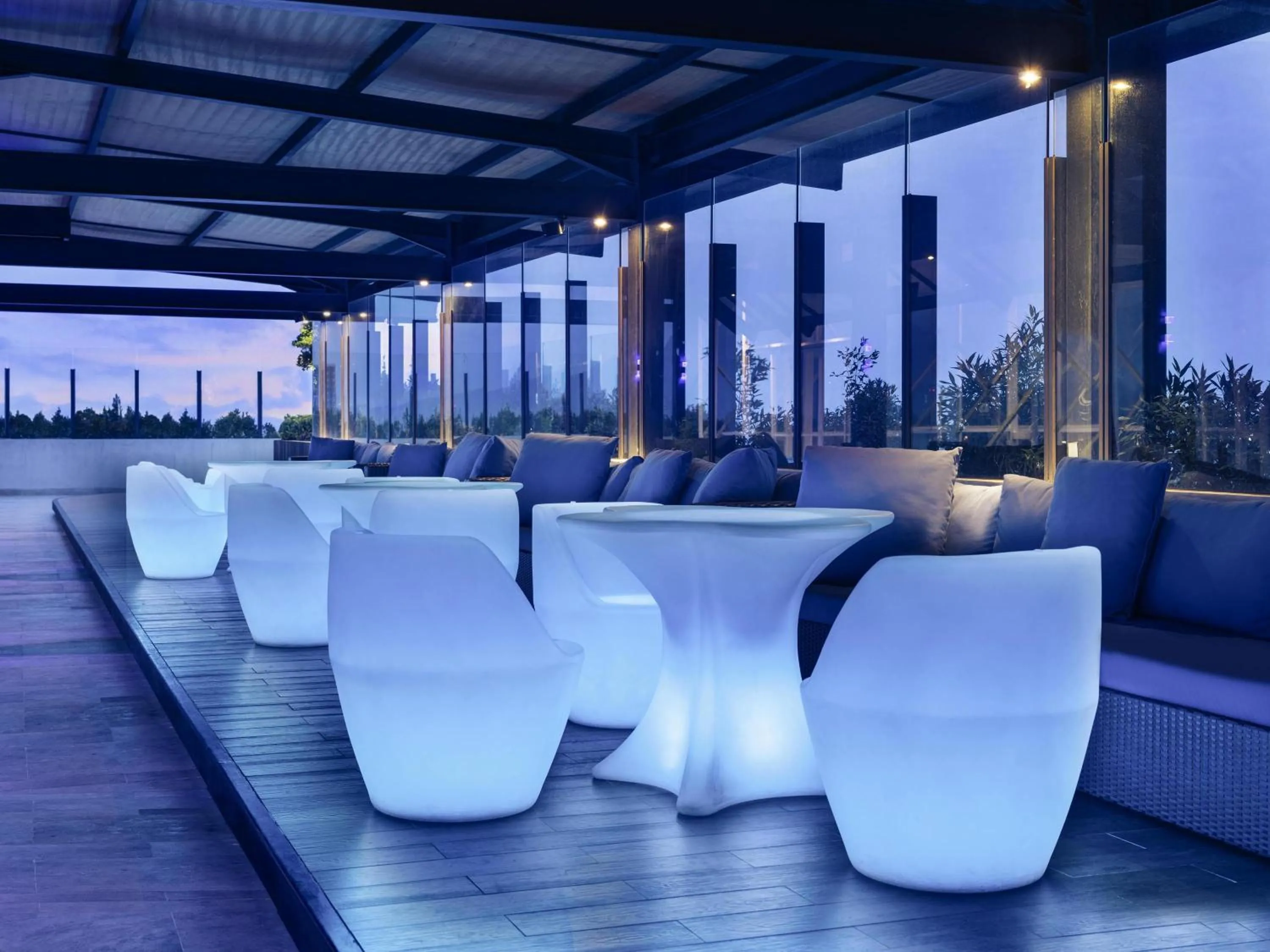 Lounge or bar in Mercure Bandung City Centre