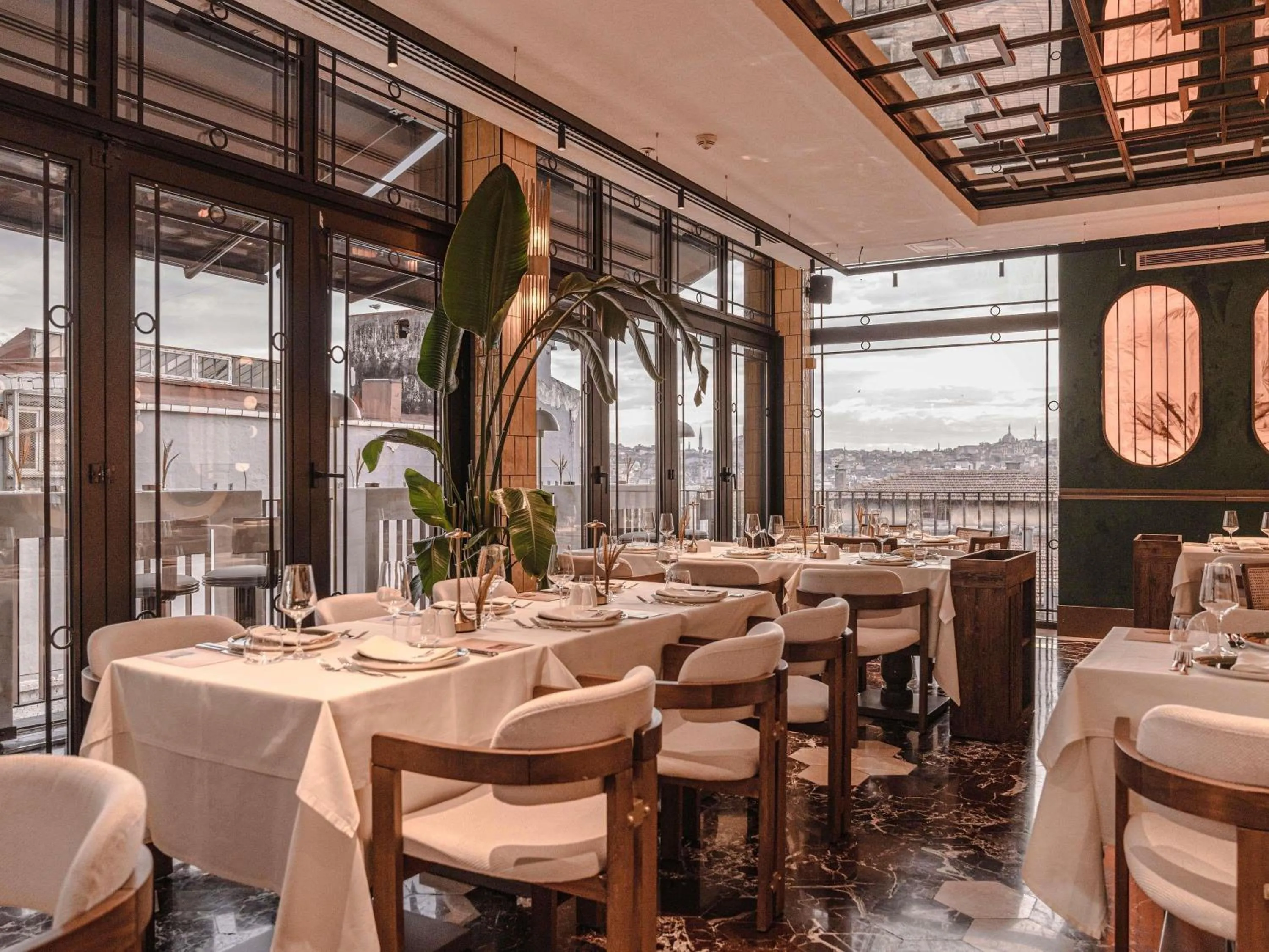 Restaurant/places to eat in The Galata Hotel Istanbul - MGallery Collection