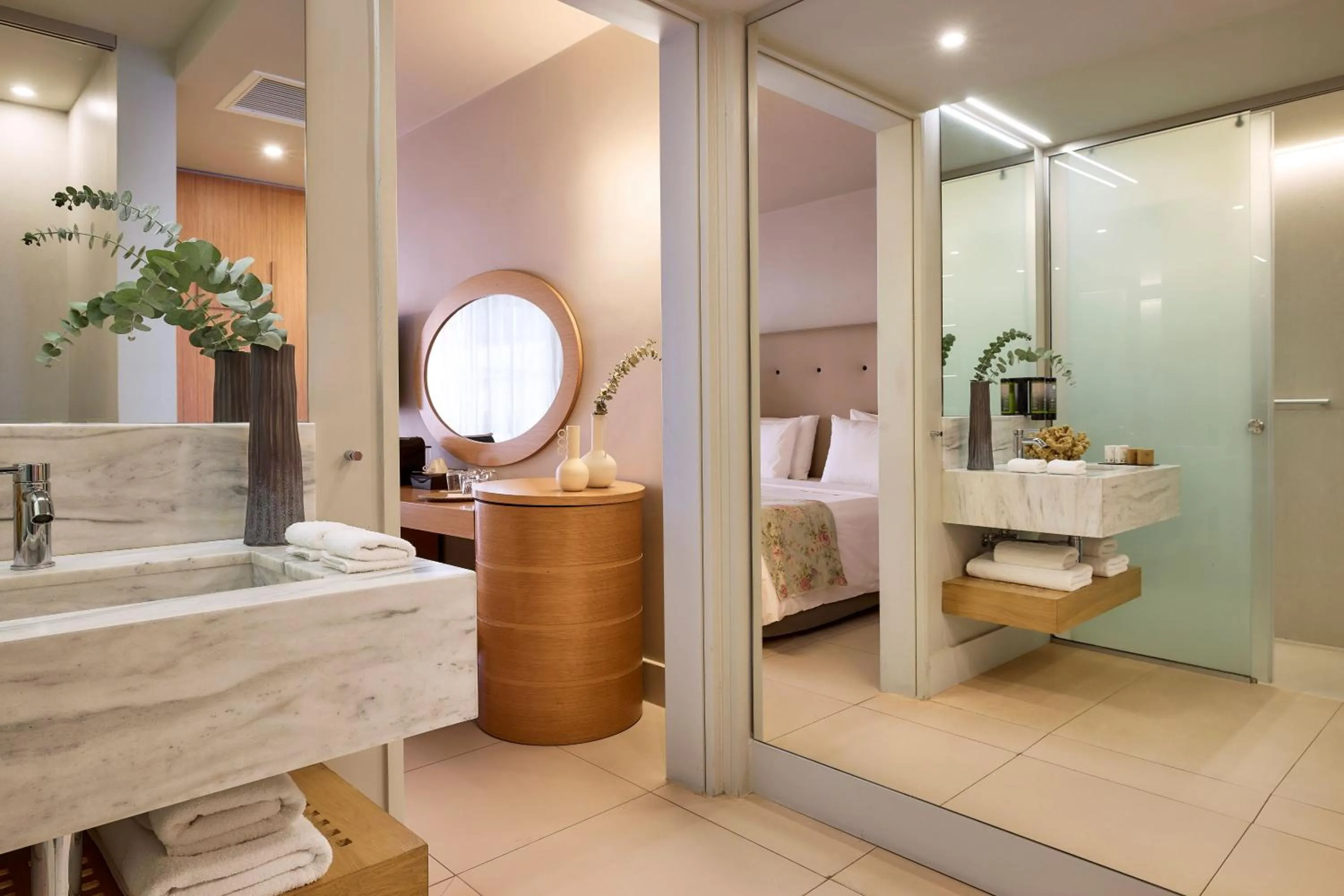 Bathroom, Bed in Aquila Porto Rethymno