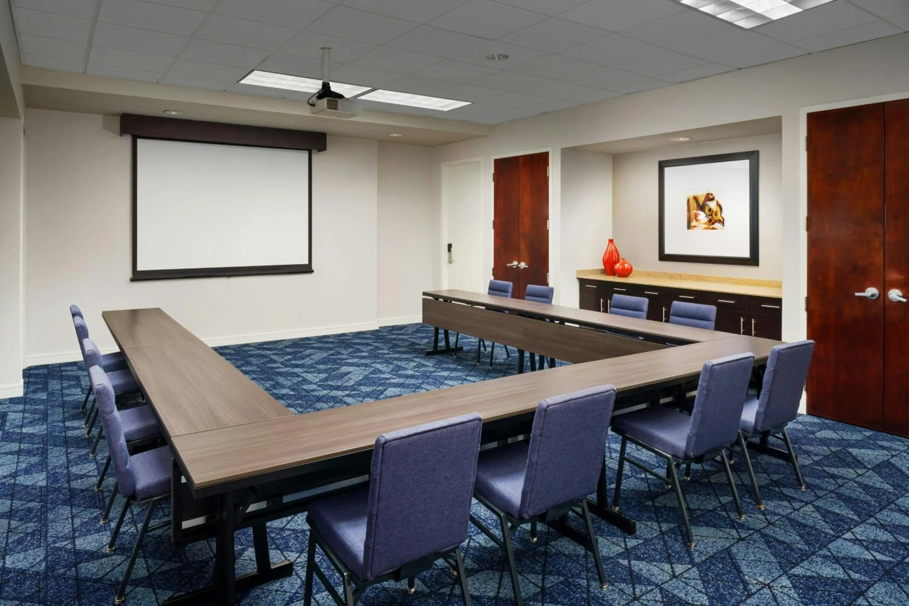 Meeting/conference room in Courtyard by Marriott Atlanta Buckhead