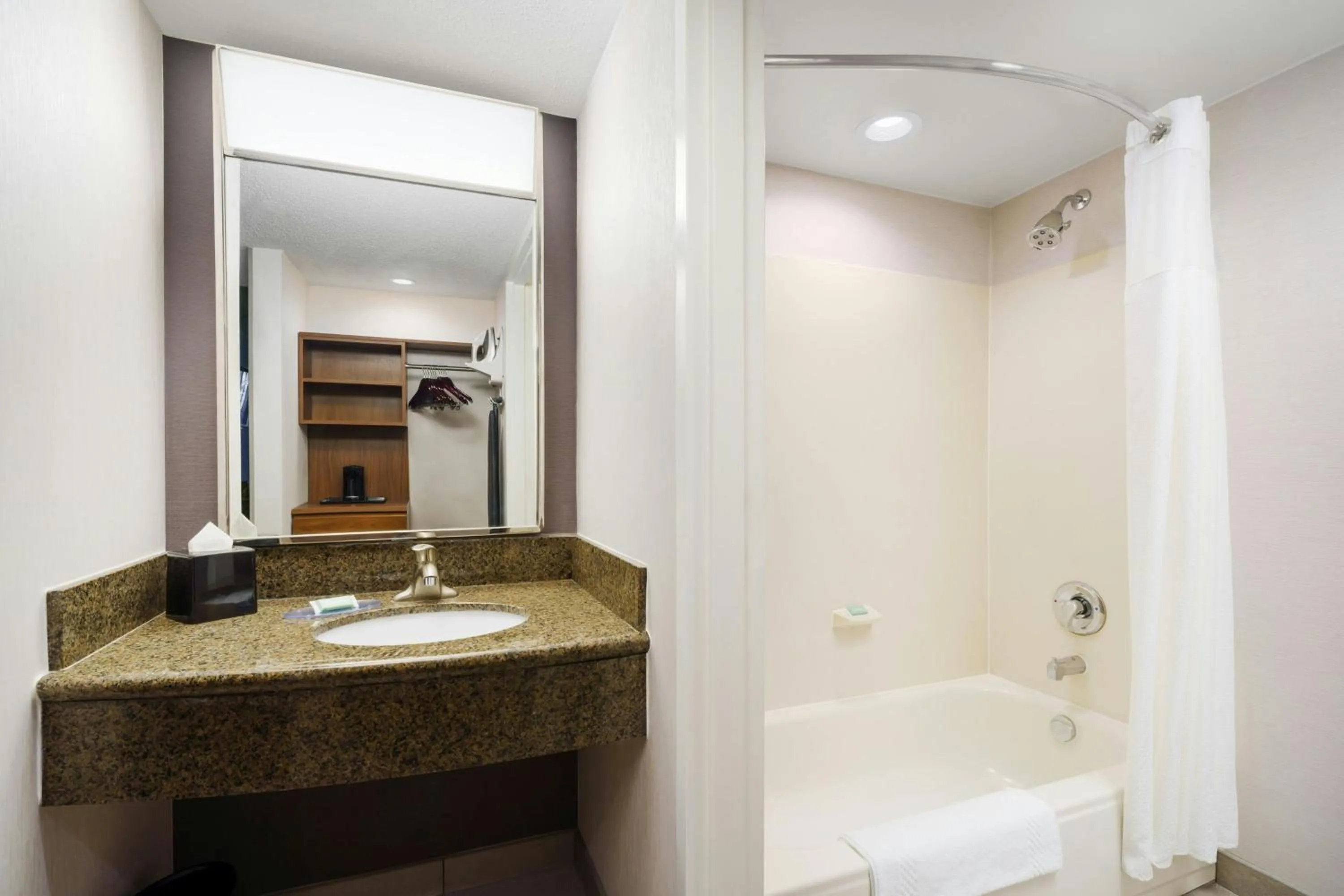 Bathroom in Courtyard by Marriott Atlanta Buckhead