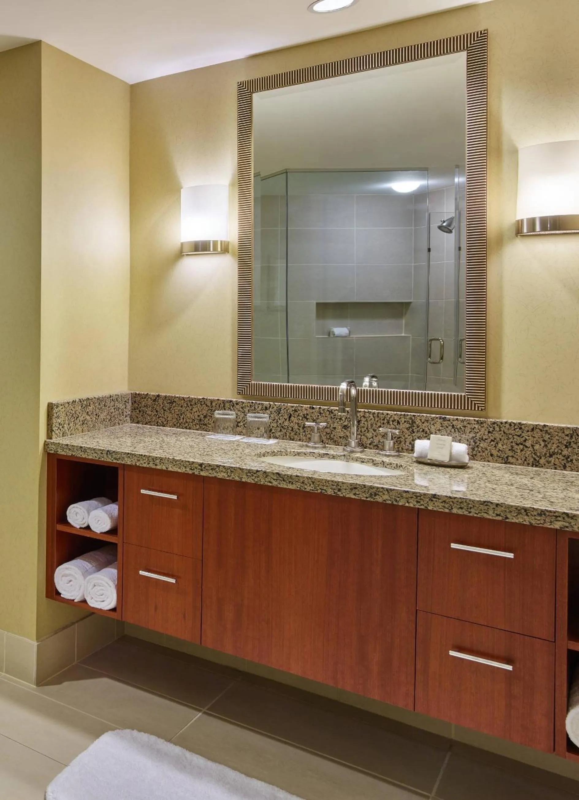 Bathroom in Renaissance Las Vegas Hotel