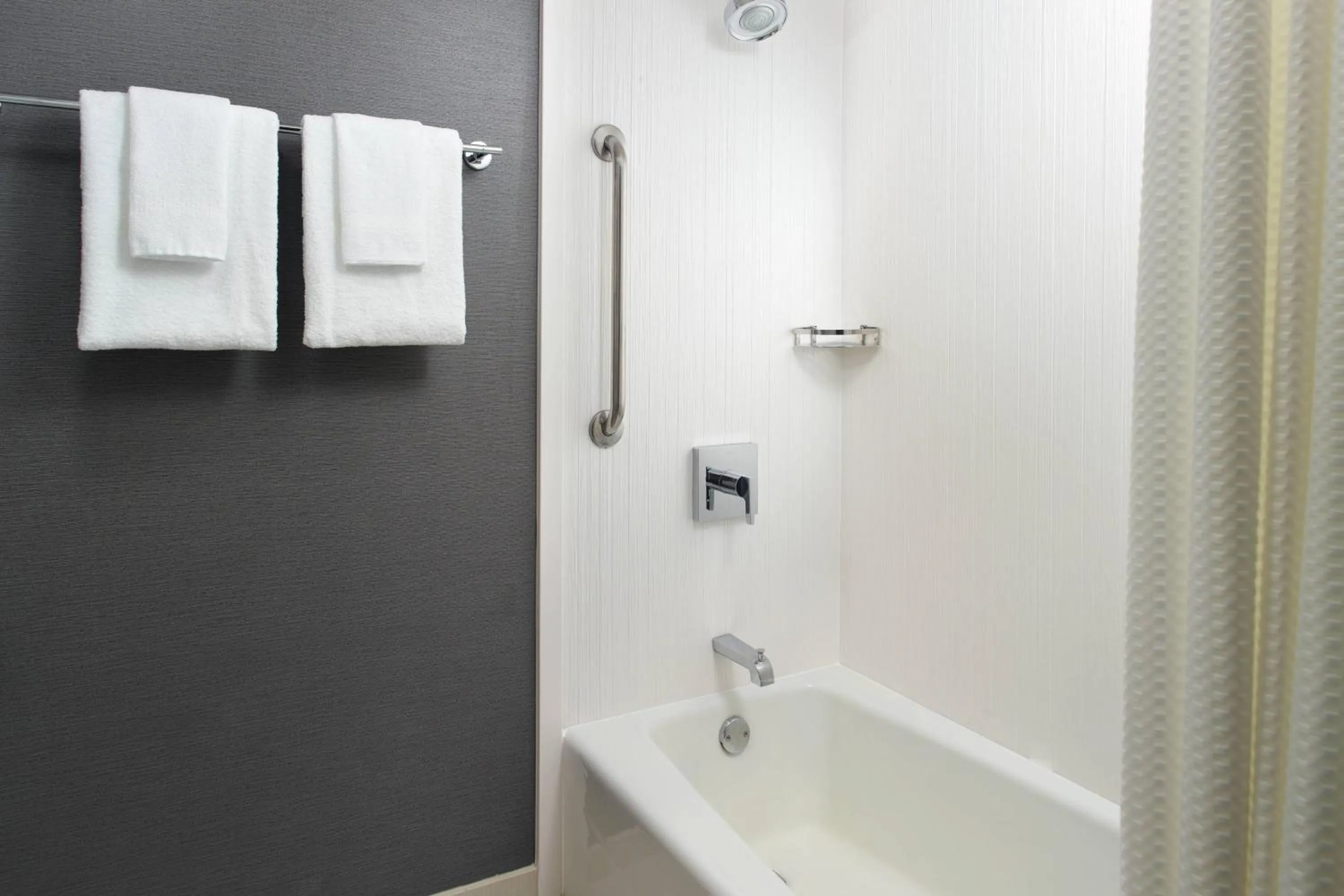 Bathroom in Courtyard by Marriott Raleigh Midtown