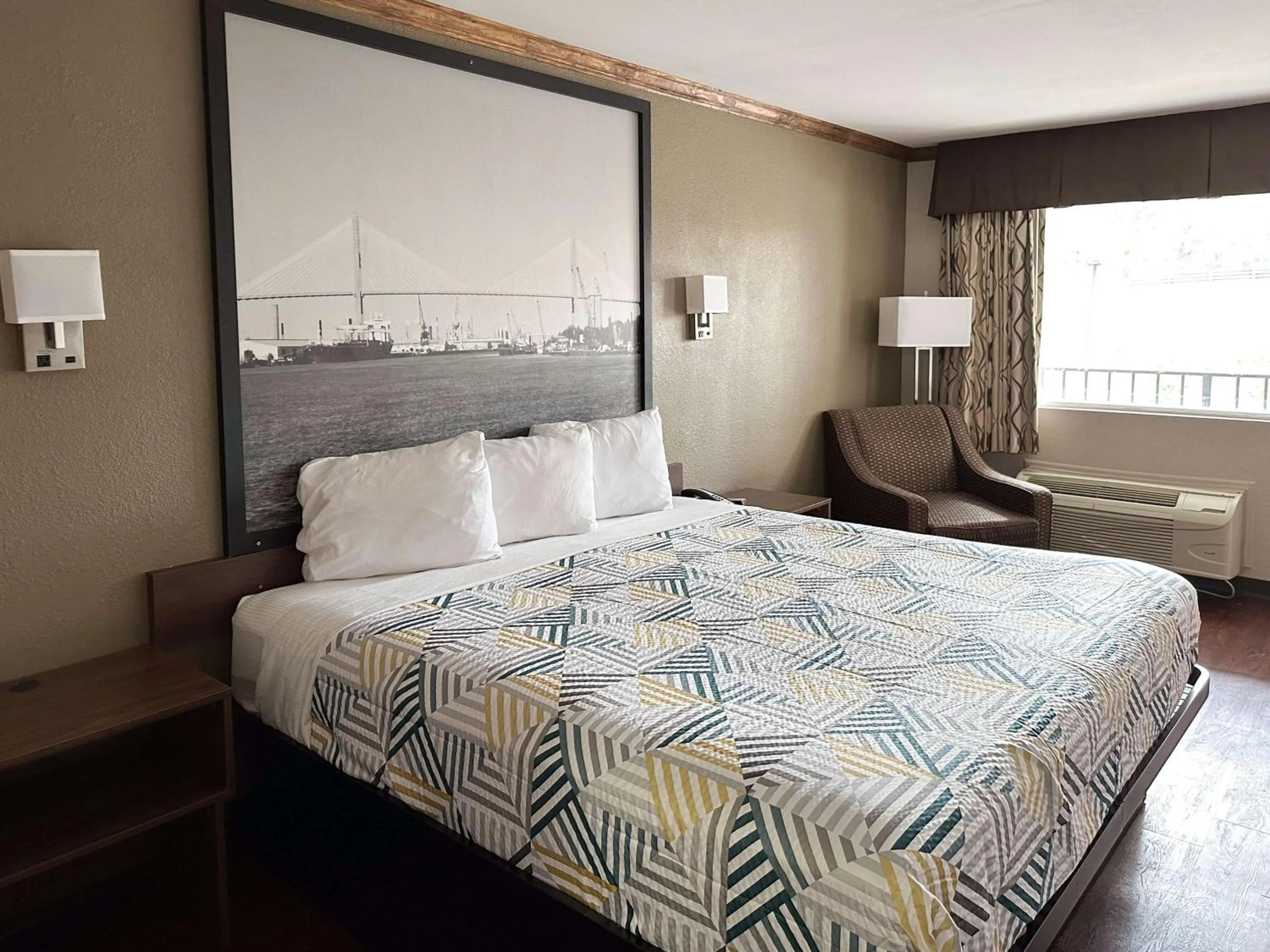 Bedroom, Bed in Motel 6 Atlanta GA Atlanta Airport East