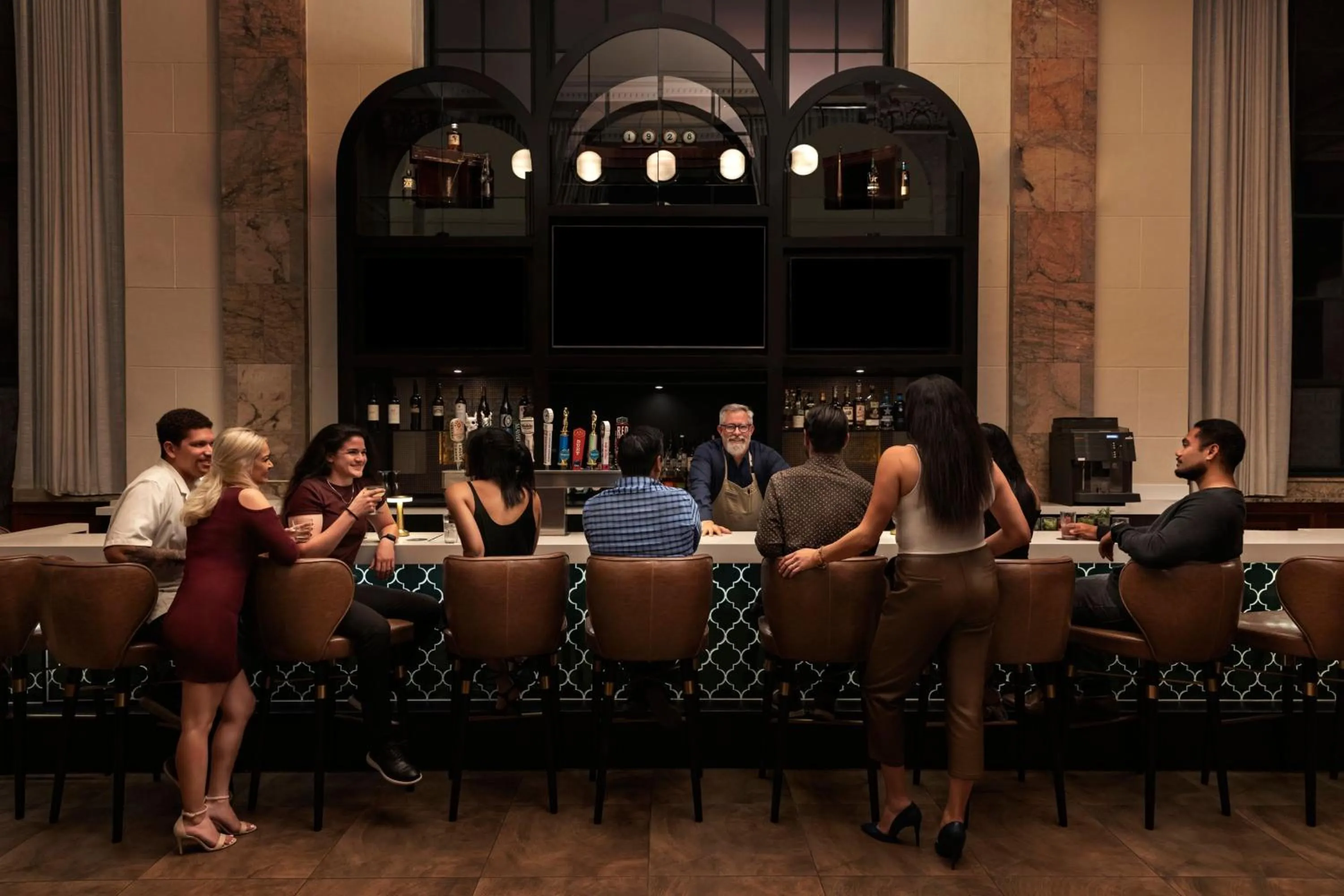 Lounge or bar in Courtyard by Marriott San Diego Downtown