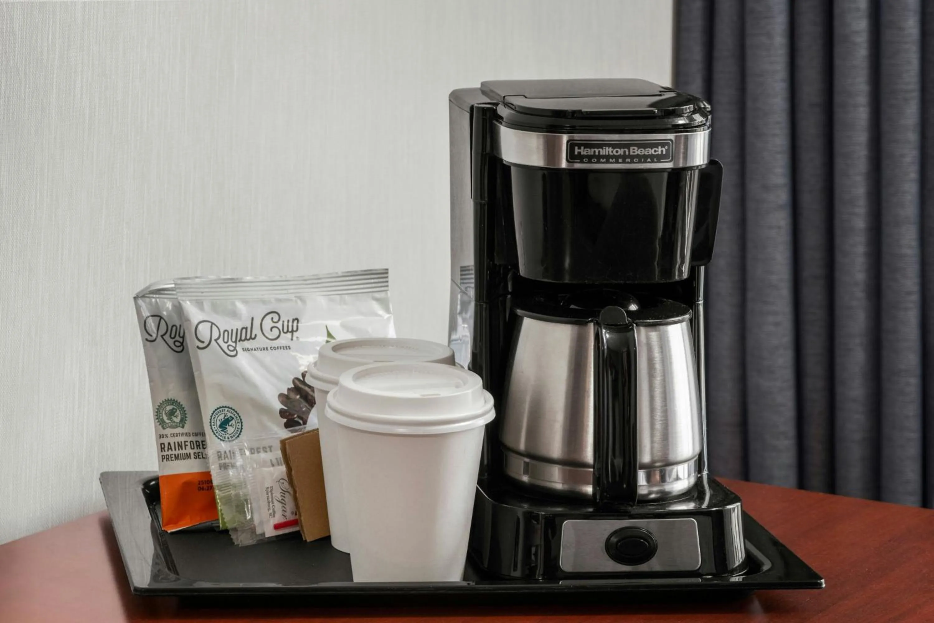 Photo of the whole room in Courtyard by Marriott Fishermans Wharf