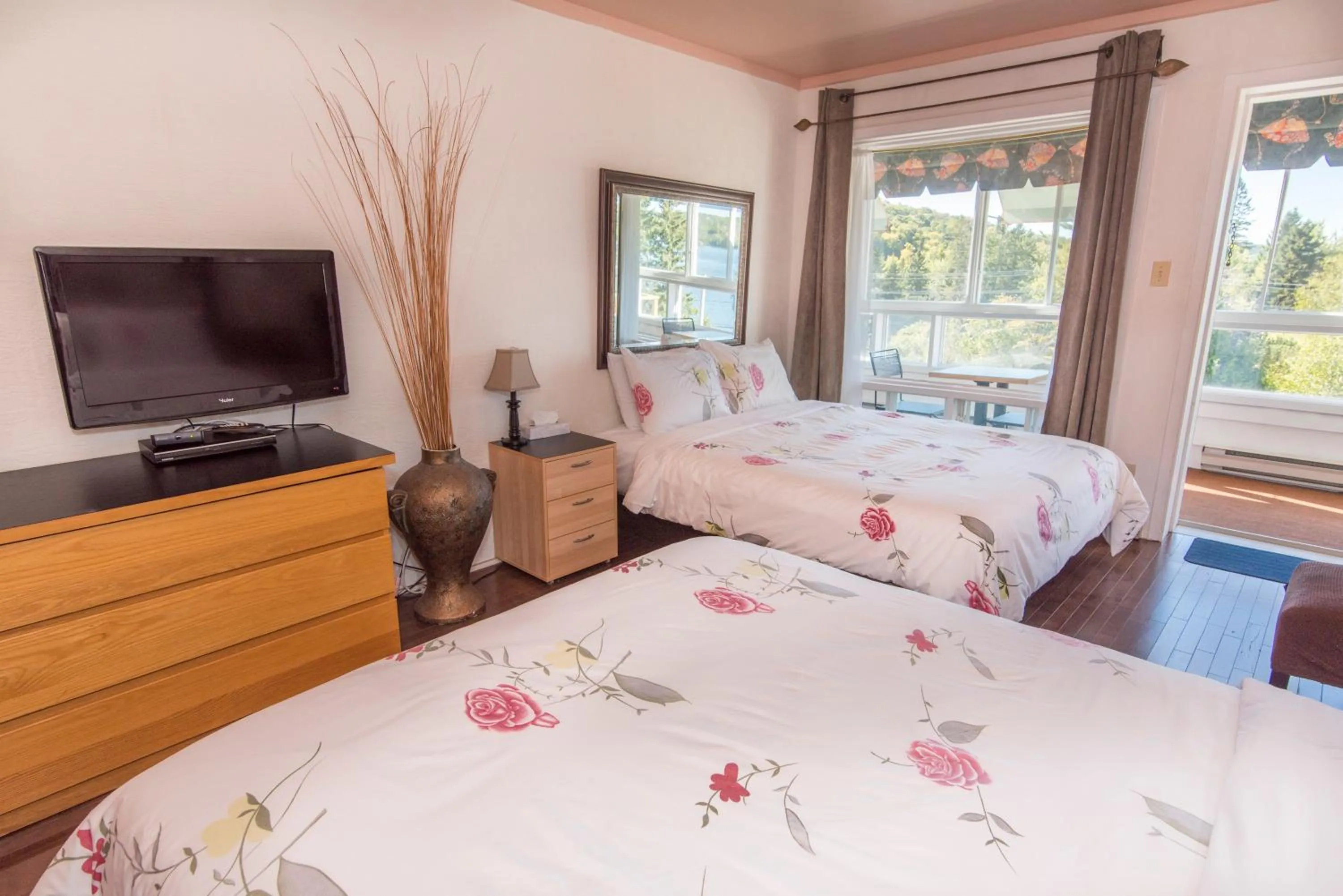 Bed in Auberge Hotel Spa Watel