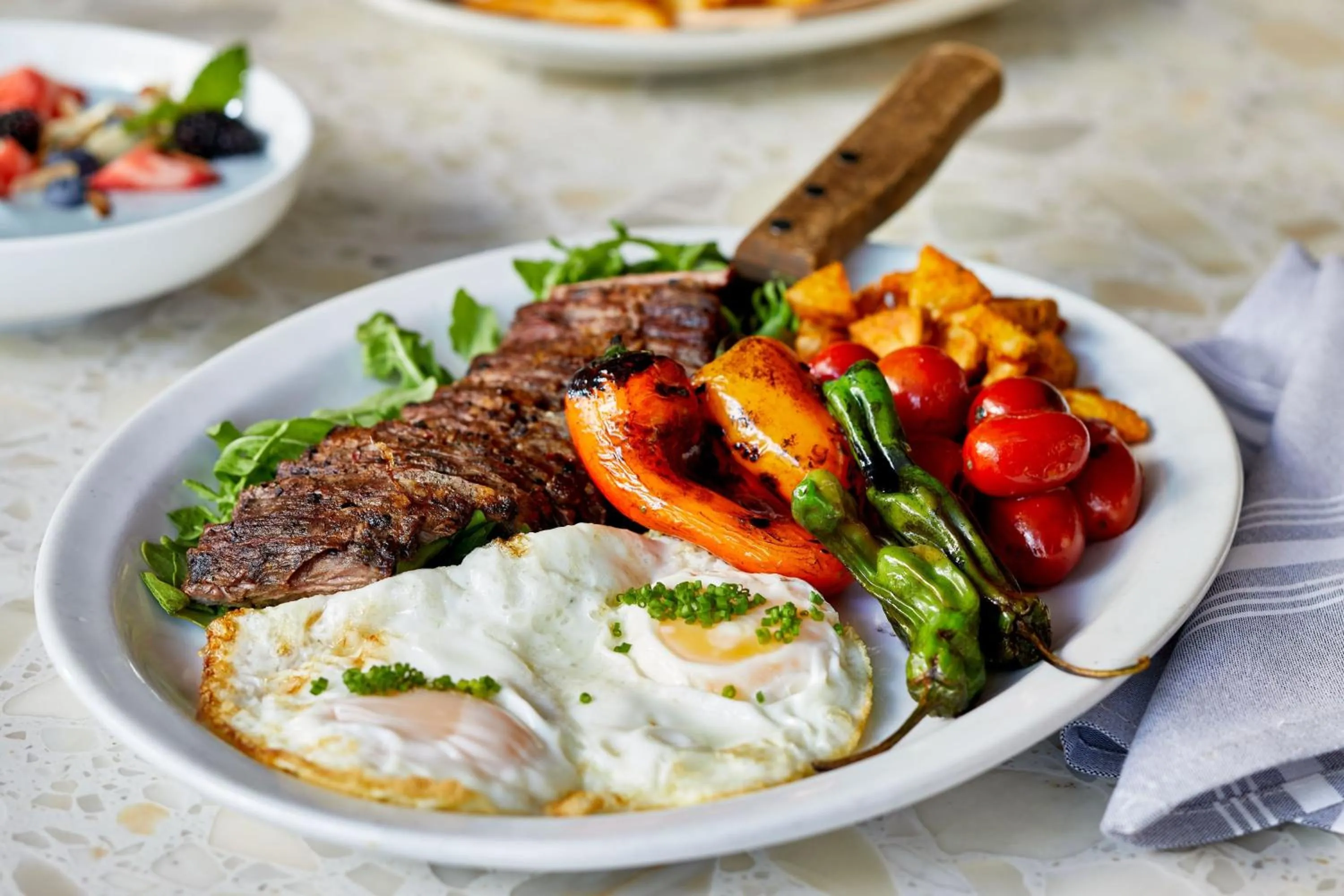 Restaurant/places to eat in Courtyard by Marriott Portland City Center