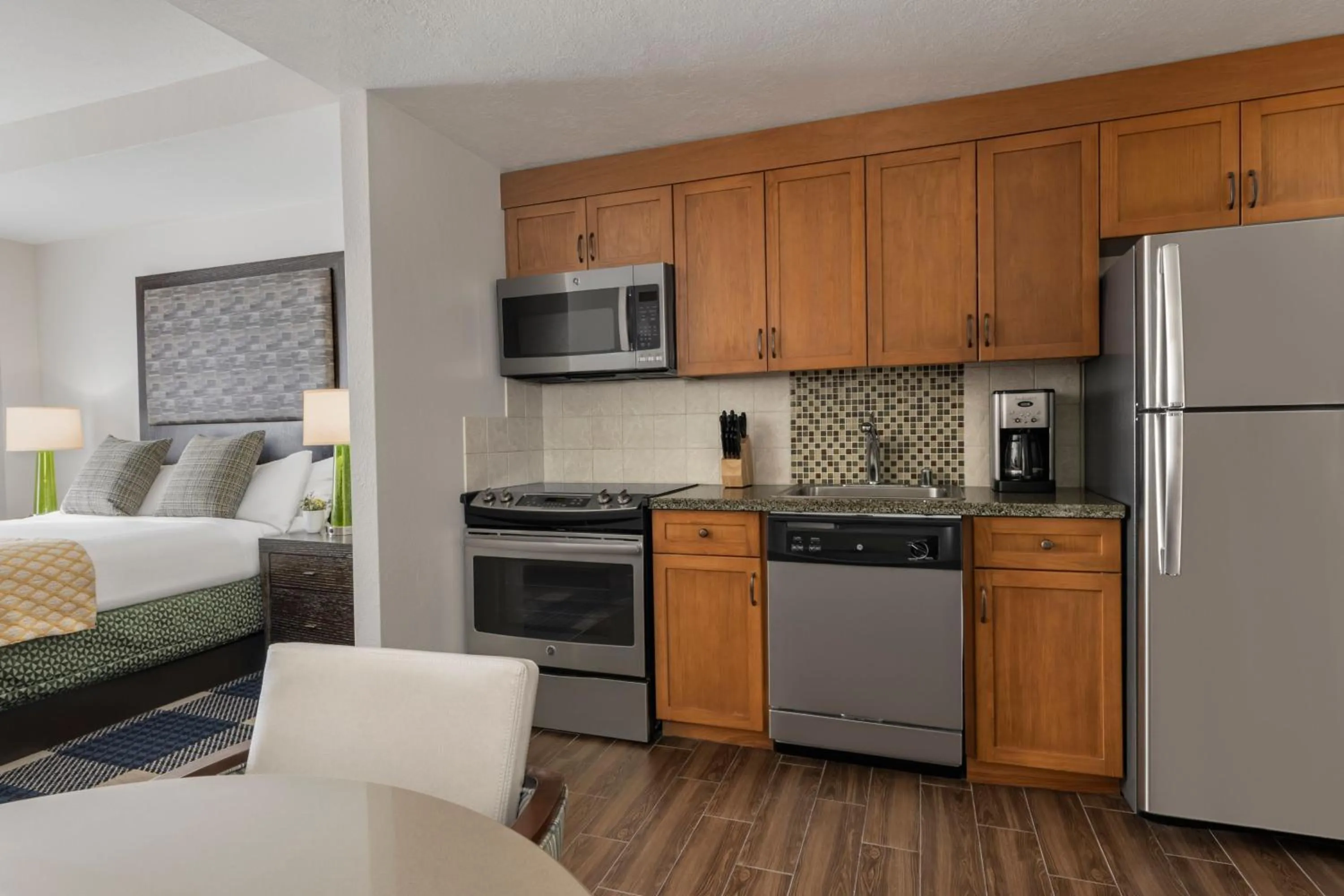 Kitchen or kitchenette, Bed in Marriott Grand Residence Club, Lake Tahoe