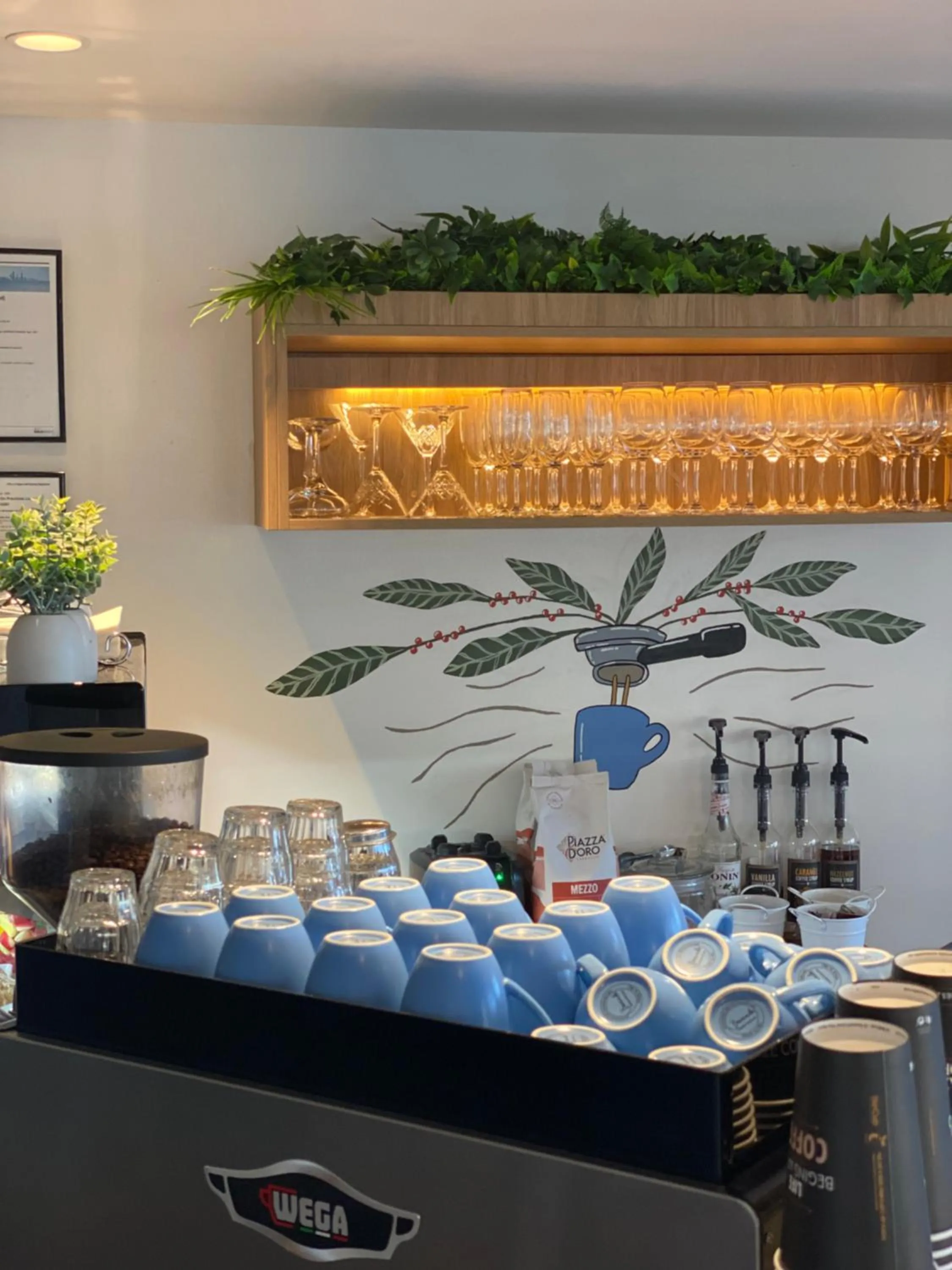 Coffee/tea facilities in Wyndham Resort Surfers Paradise