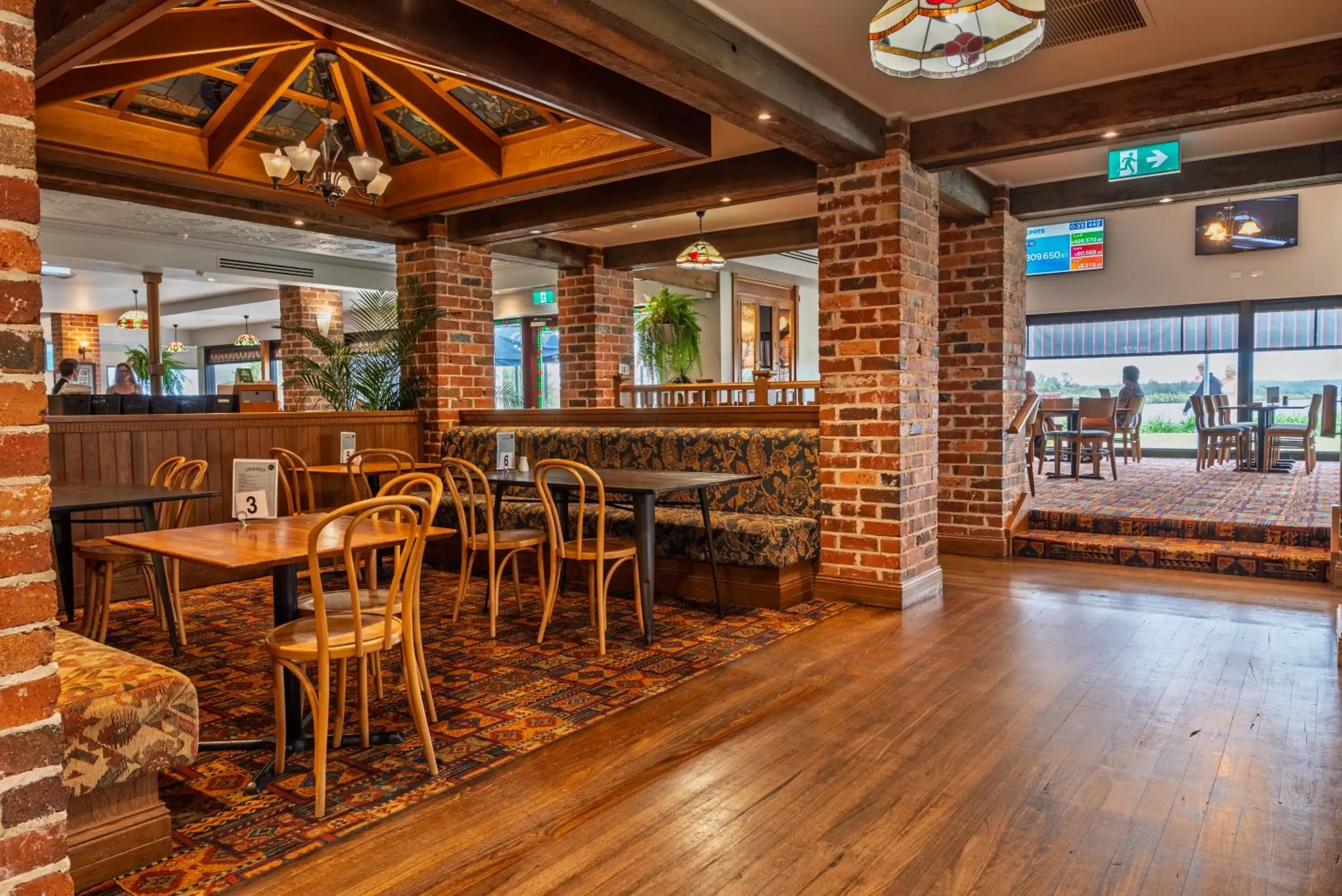 Restaurant/places to eat in Harrington River Lodge Restaurant/places to eat in Harrington River Lodge