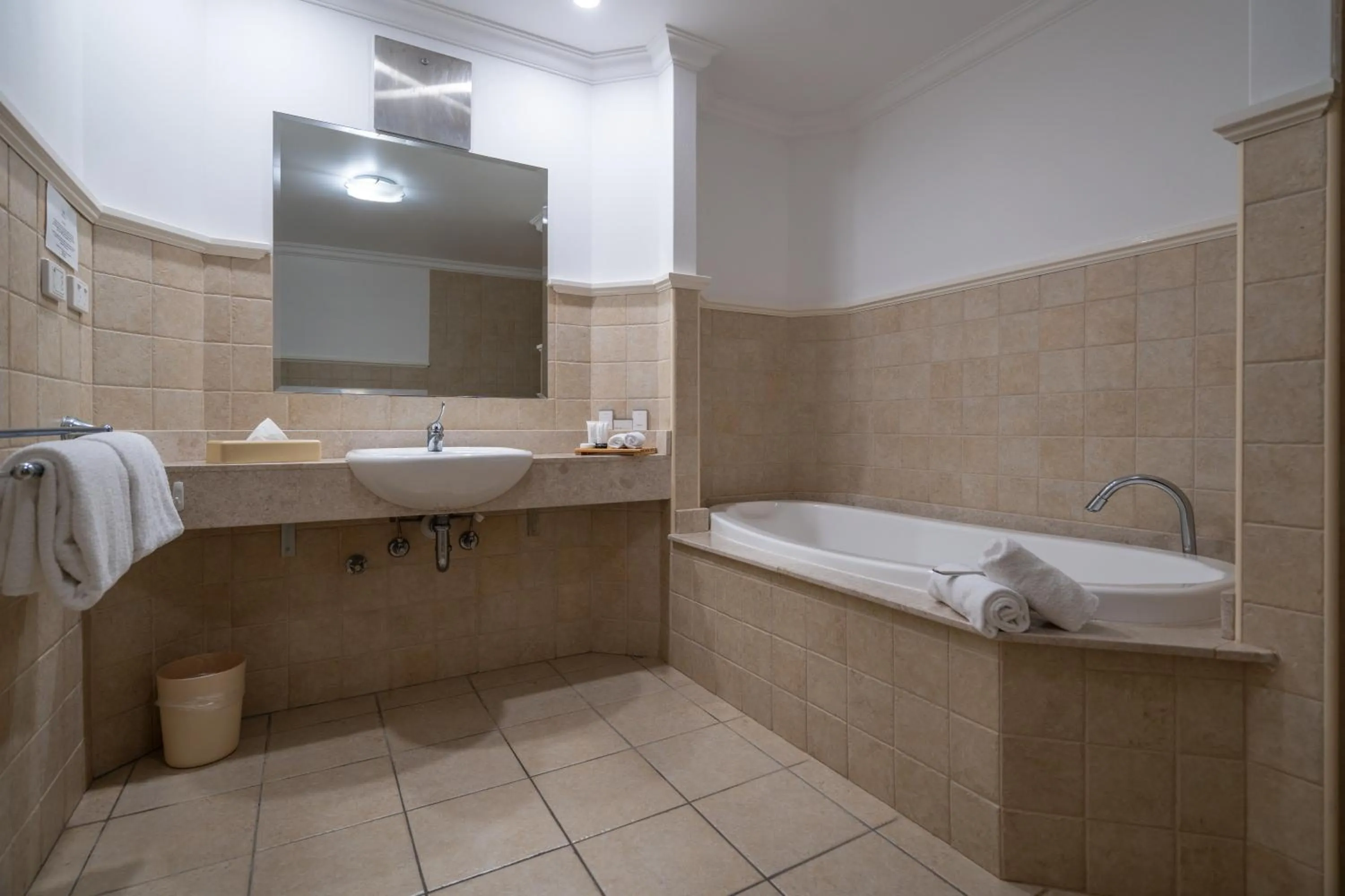 Harrington River Lodge