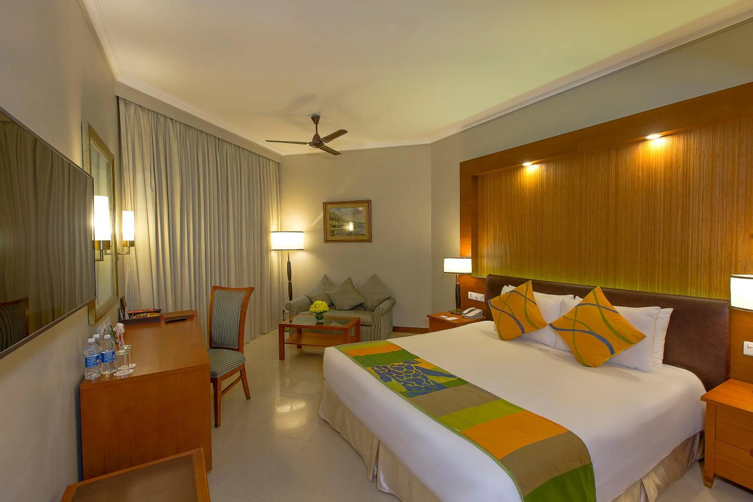 Bedroom, Bed in Caravela Beach Resort