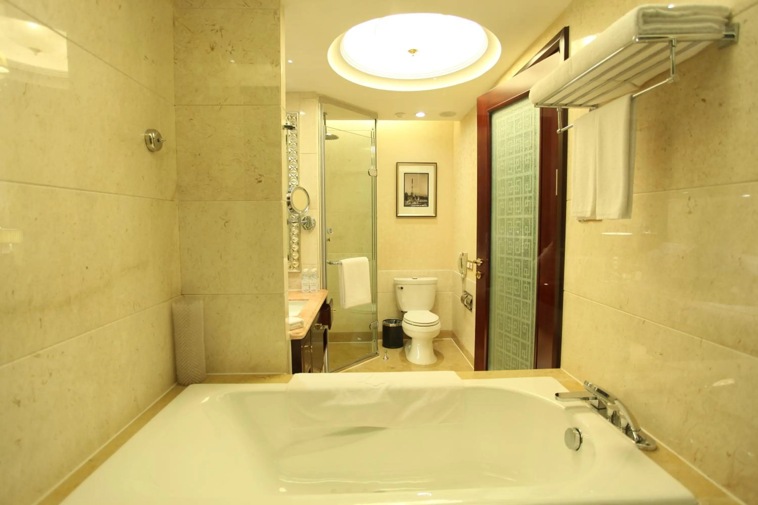 Bathroom in Wyndham Grand Plaza Royale Palace Chengdu
