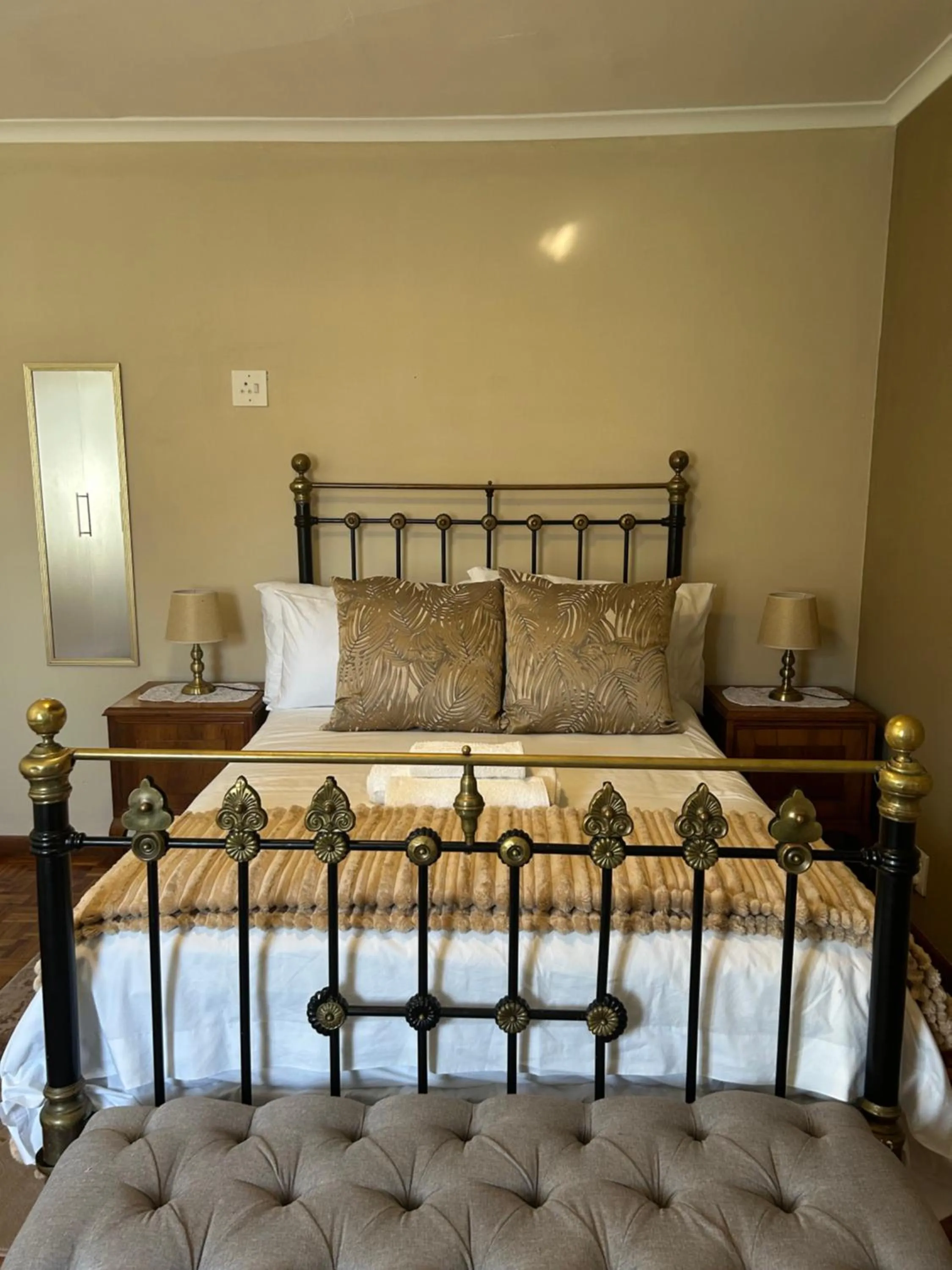 Bedroom, Bed in Dolliwarie Guesthouse