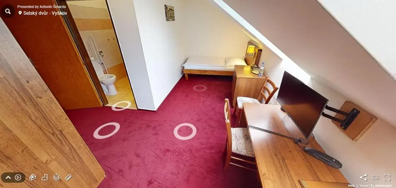 Triple Room - single occupancy in Hotel Selsky Dvur Triple Room - single occupancy in Hotel Selsky Dvur