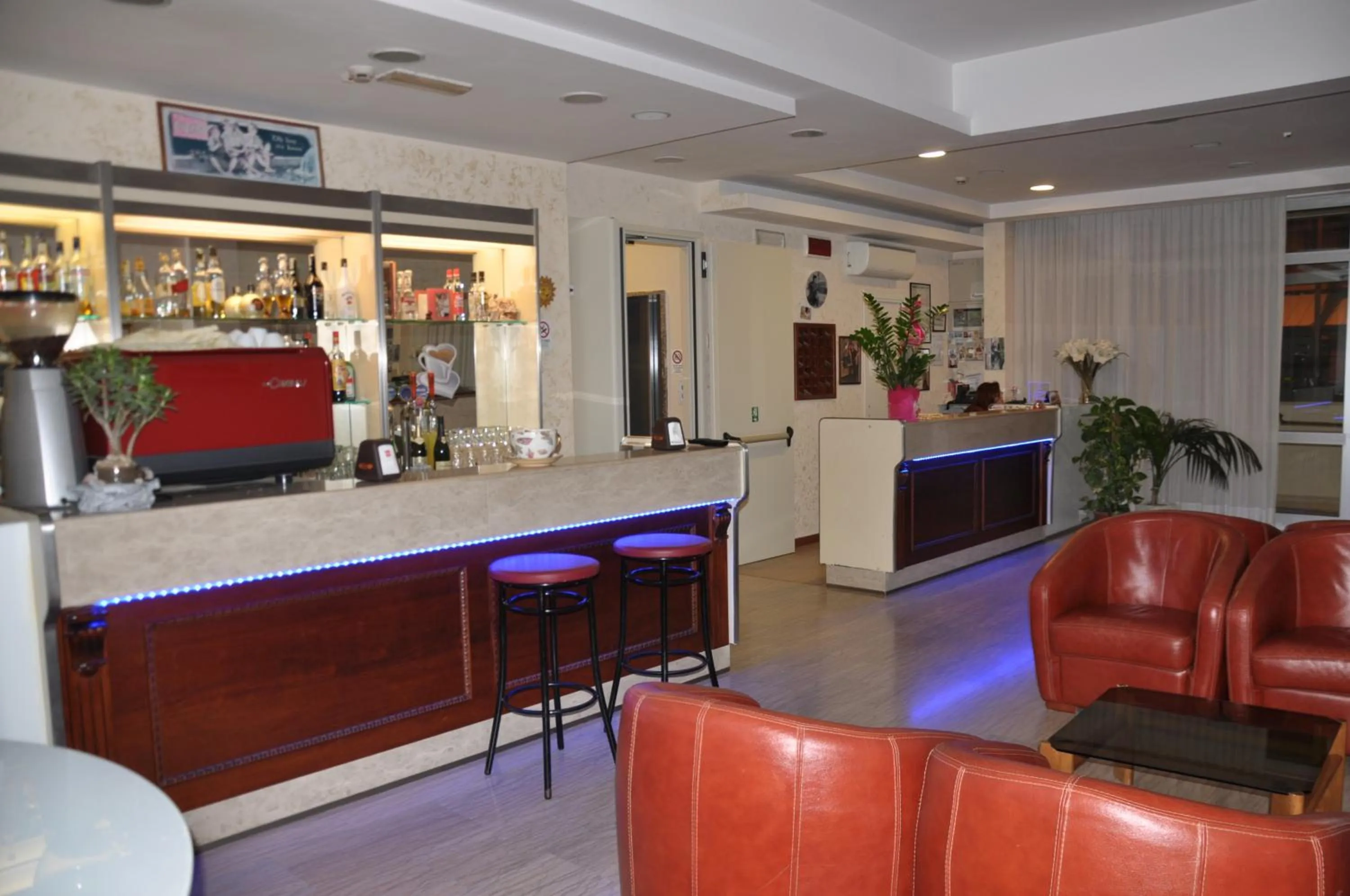 Communal lounge/ TV room in Hotel Sole Mio