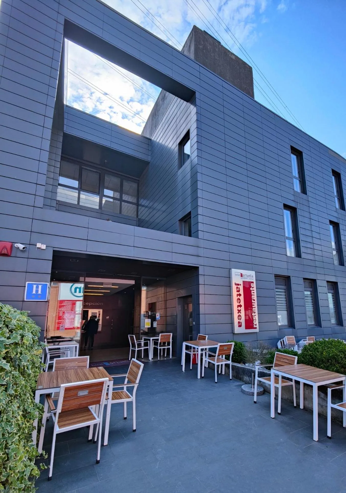 Property building in Hotel Ortuella