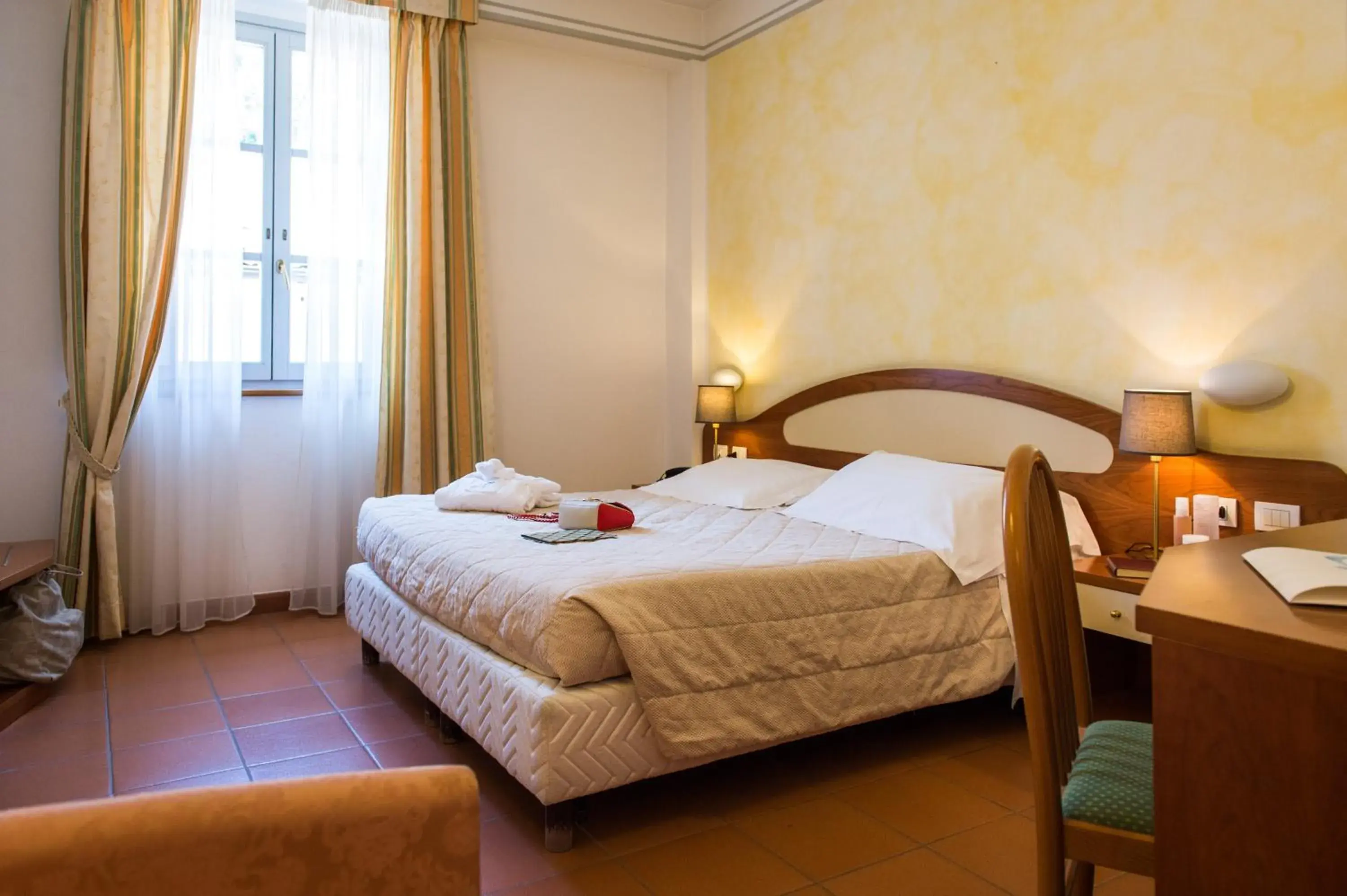 Standard Double or Twin Room in Hotel Delle Terme Santa Agnese Standard Double or Twin Room in Hotel Delle Terme Santa Agnese